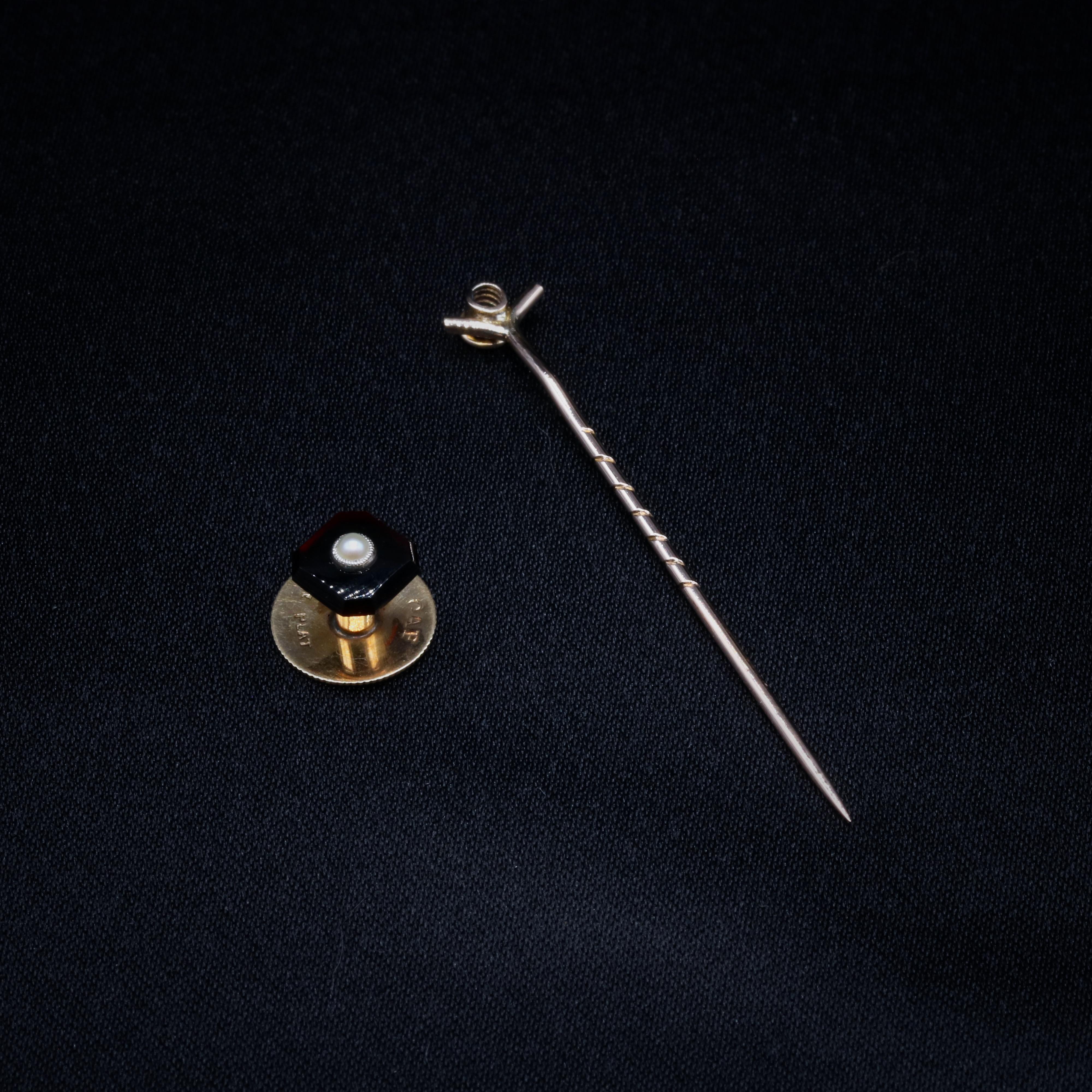 Art Deco 9K Yellow Gold and Platinum Onyx and Pearl Convertible Stick Pin Set In Good Condition For Sale In Staines-Upon-Thames, GB