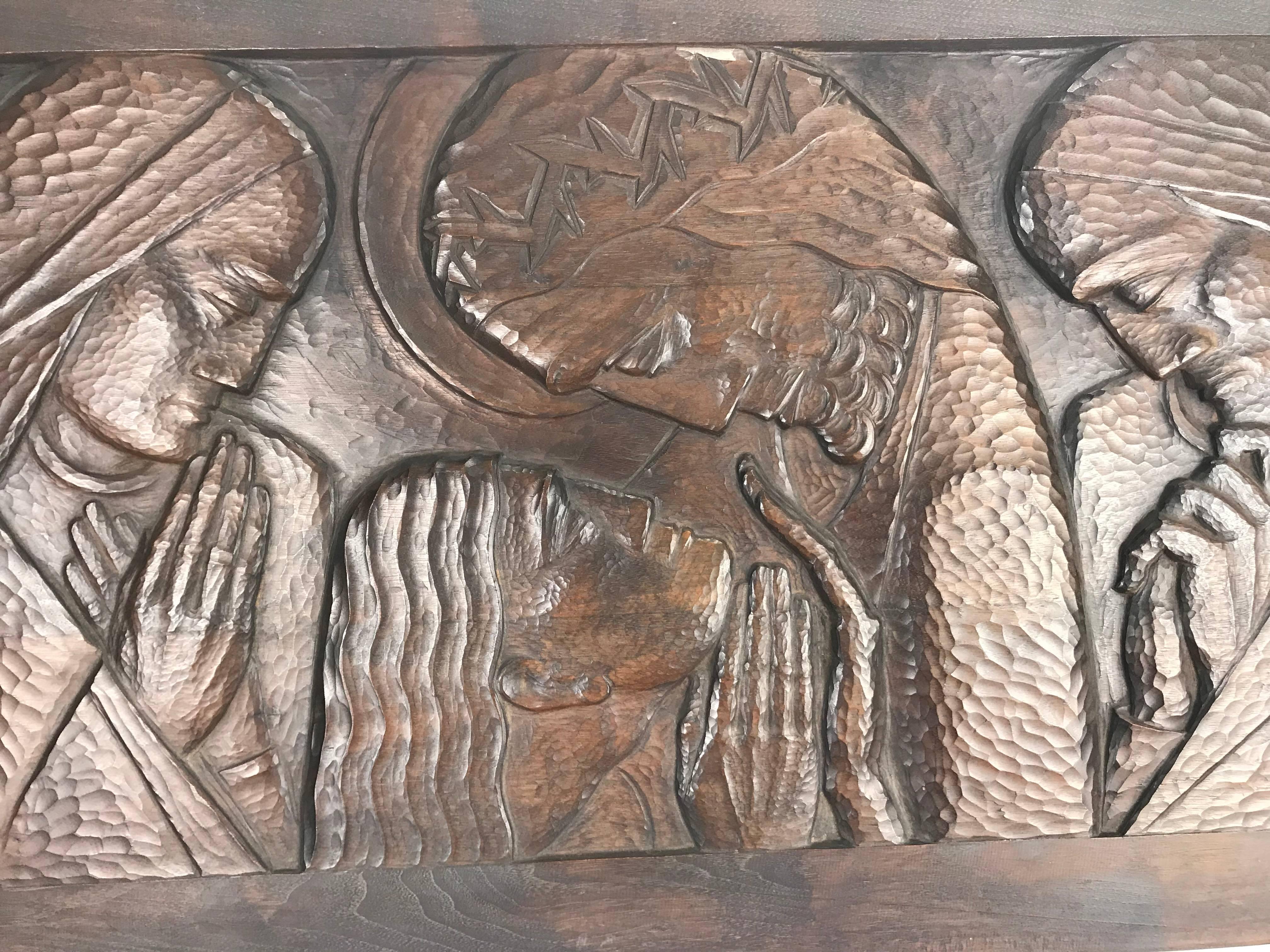 Milieu du XXe siècle Plaque murale en noyer noir sculptée par William Ehrich:: Art Déco:: époque W.P.A:: vers 1934