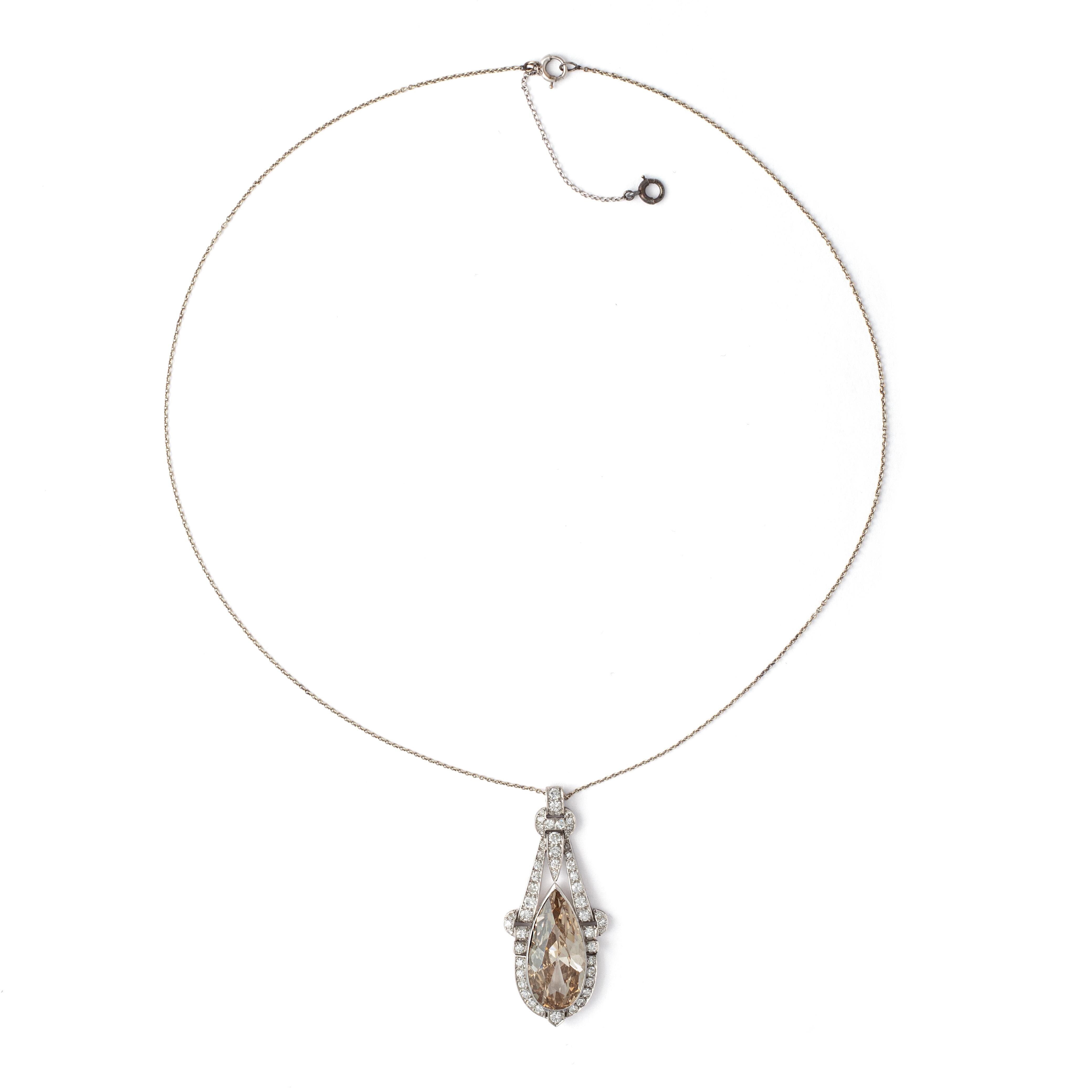 Pear Cut Art Deco about 10 carat Diamond Pendant Chain Necklace For Sale