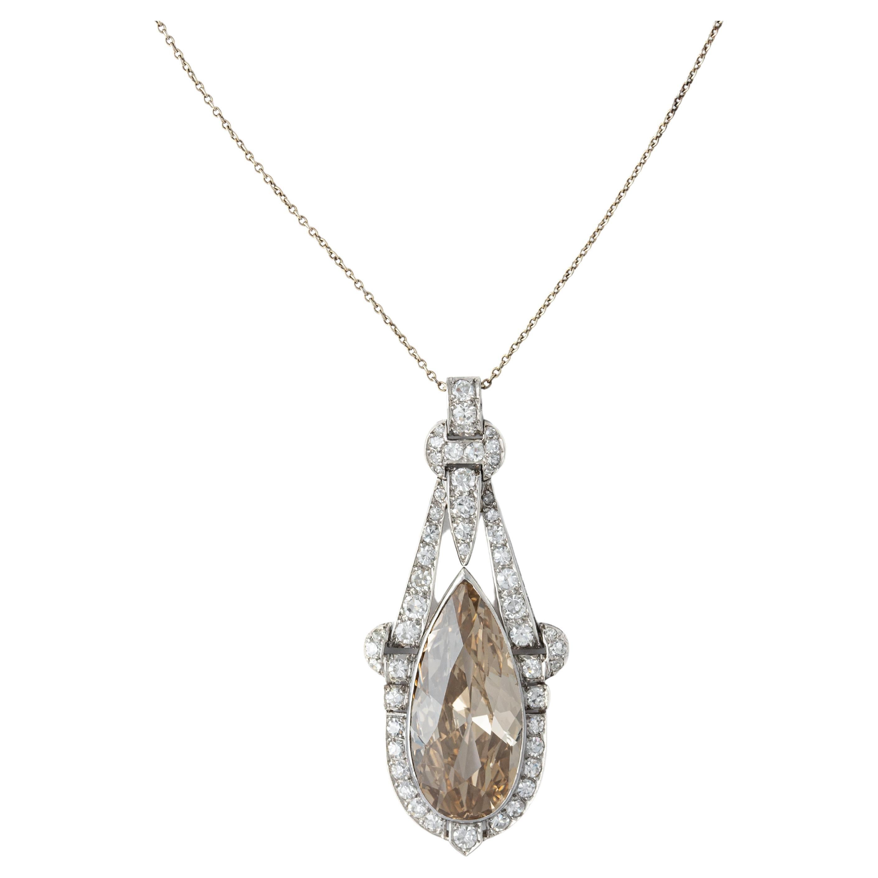 Art Deco about 10 carat Diamond Pendant Chain Necklace For Sale