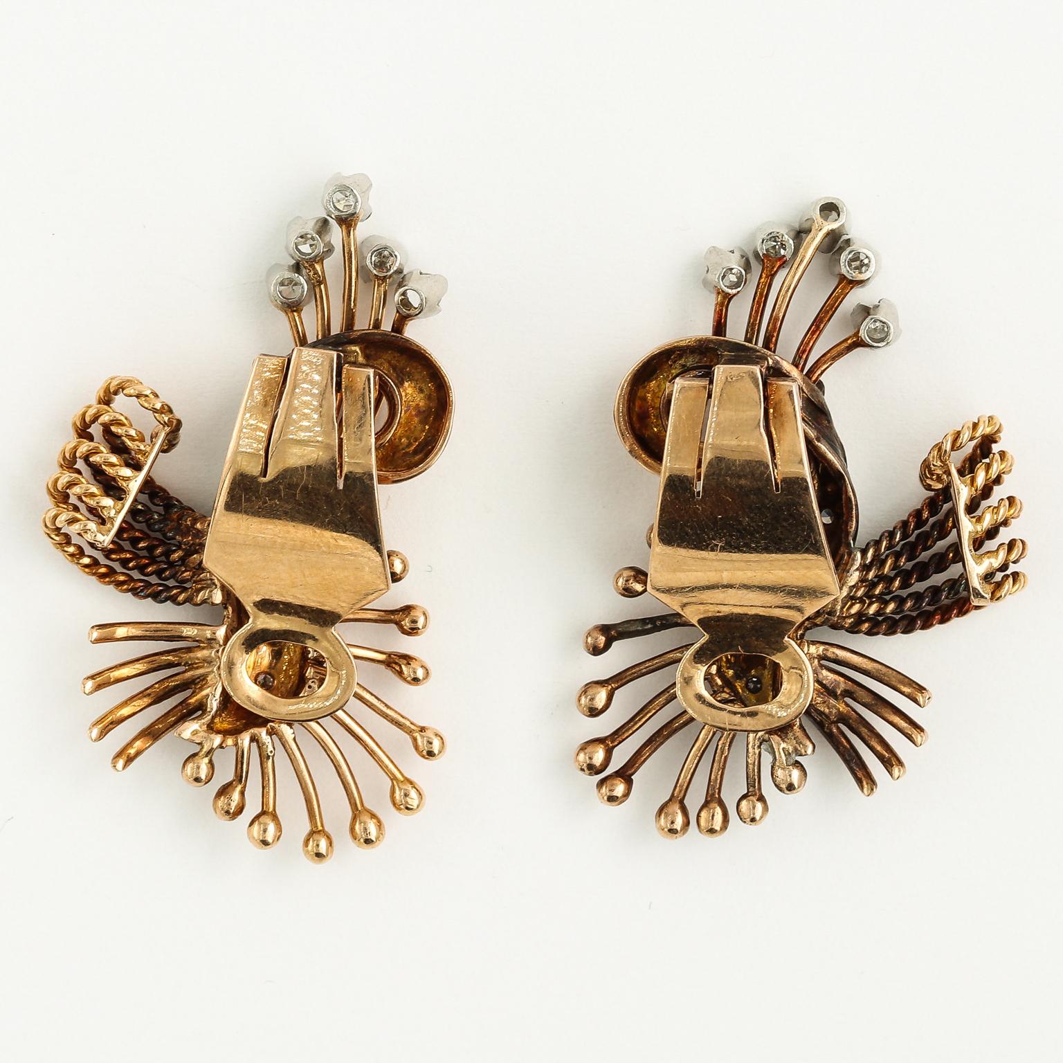 Art Deco Abstract 18 Karat Gold and Diamond Earrings, circa 1940s For Sale 5