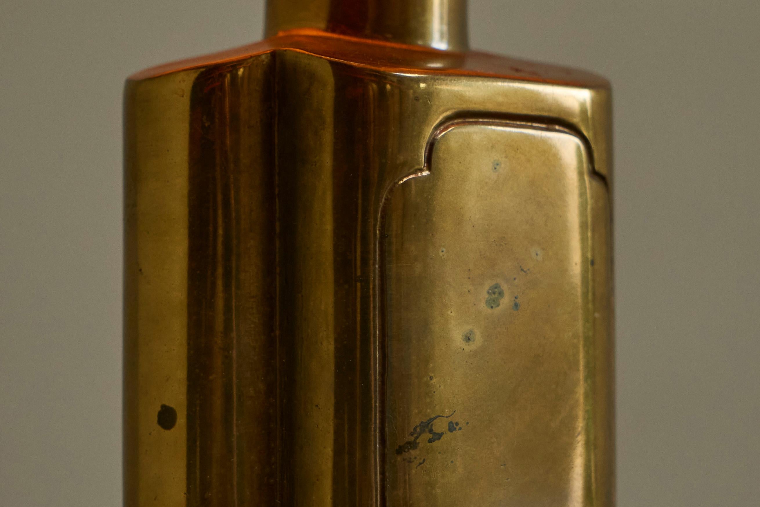 Art Deco Accent Table Lamp in Patinated Brass with Raffia Shade 1940s For Sale 2