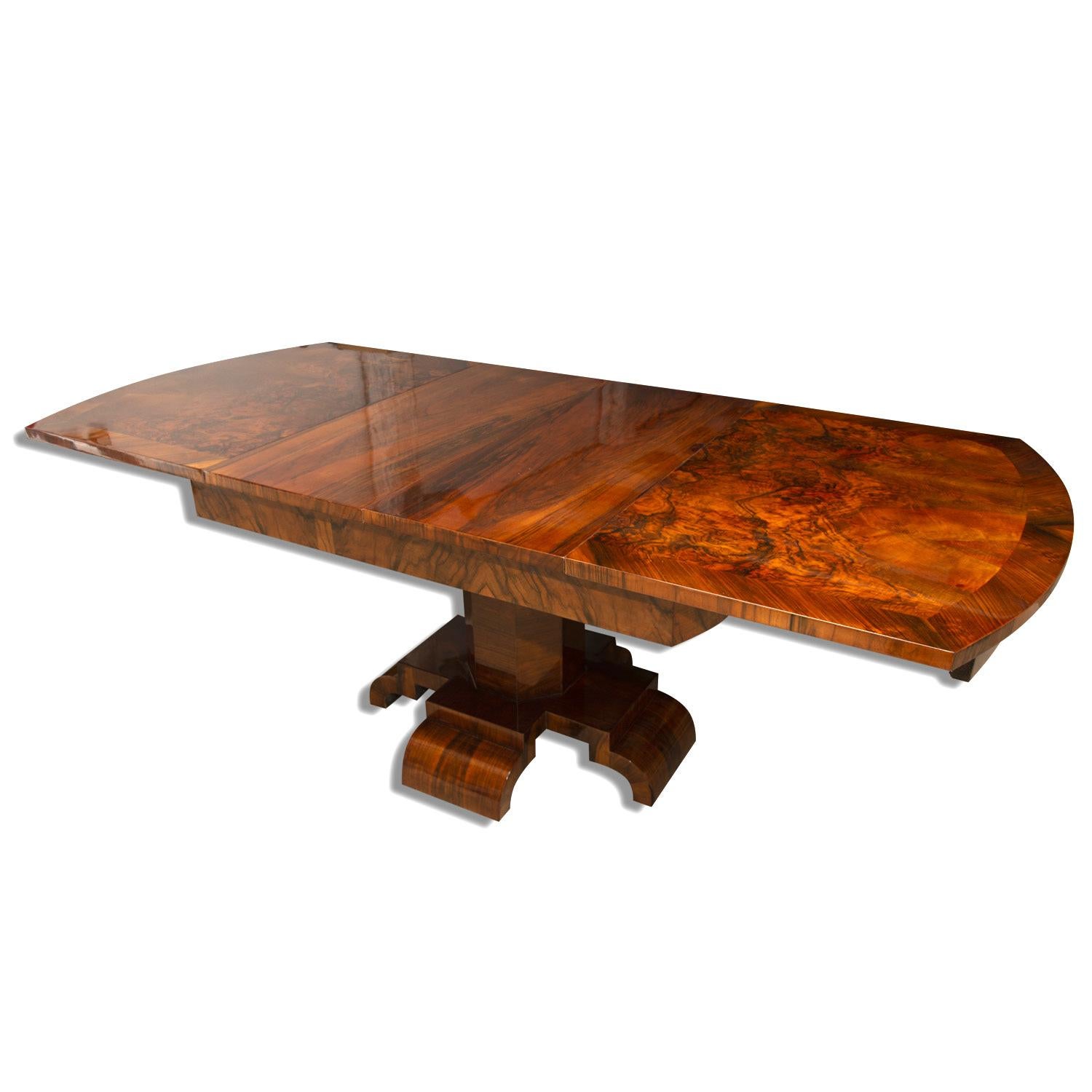Art Deco Adjustable Dining Table in Walnut Veneer from the 1930s 1