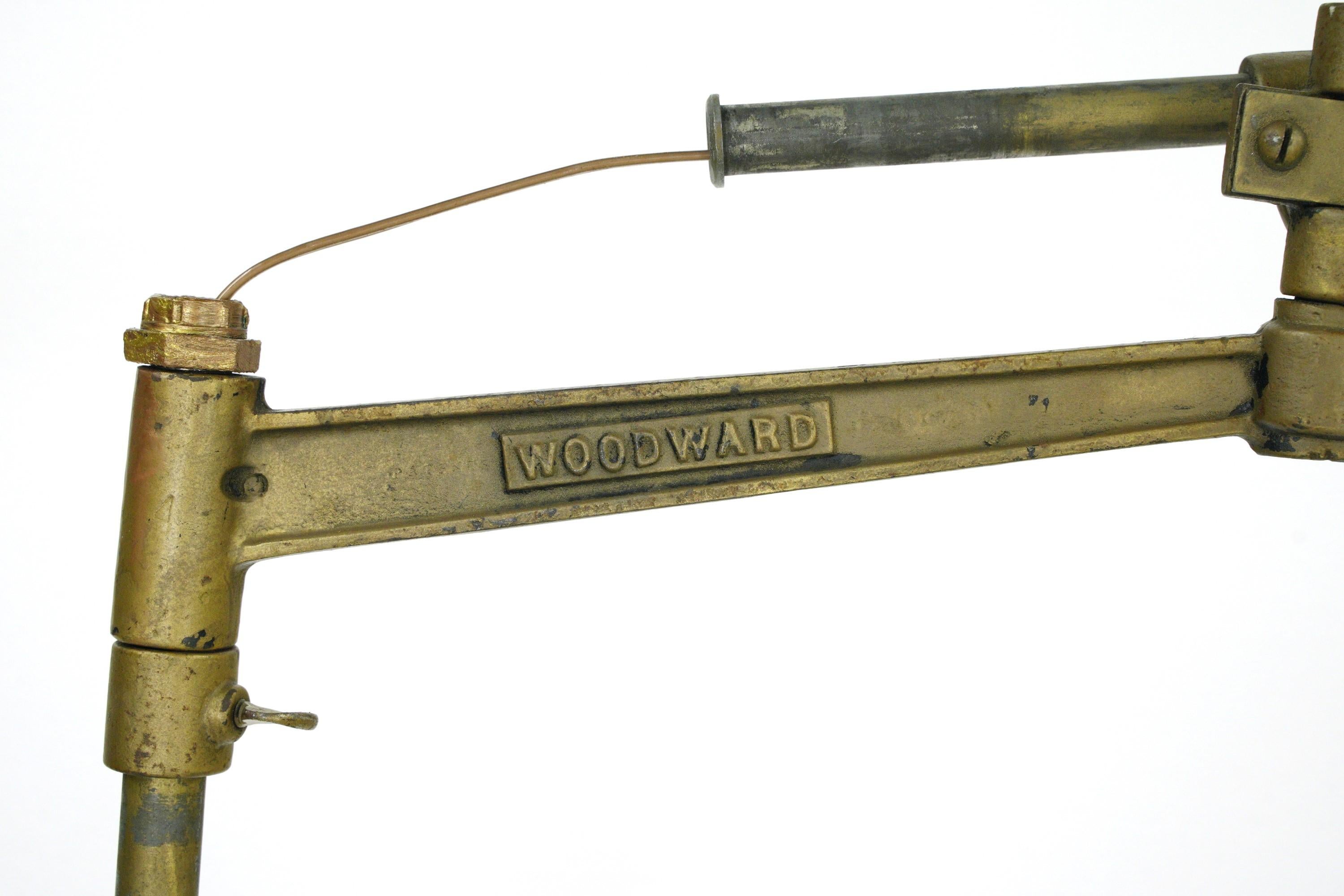 20ième siècle Lampadaire réglable Art Déco Woodward Machine Co. Détroit  en vente