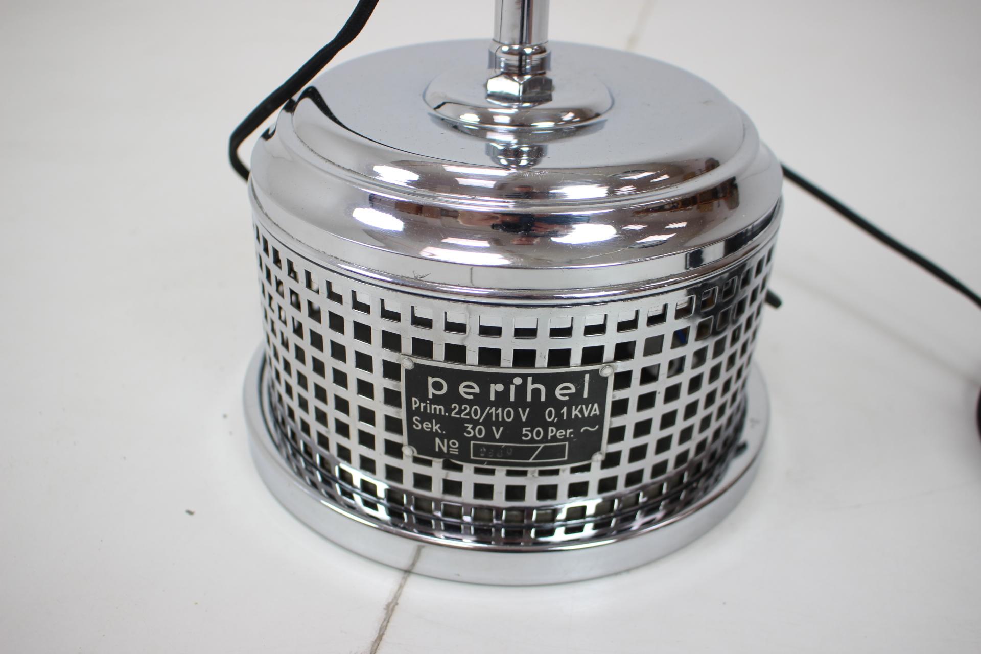 Metal Art-Deco Adjustable Floor or Table Lamp, Perihel For Sale