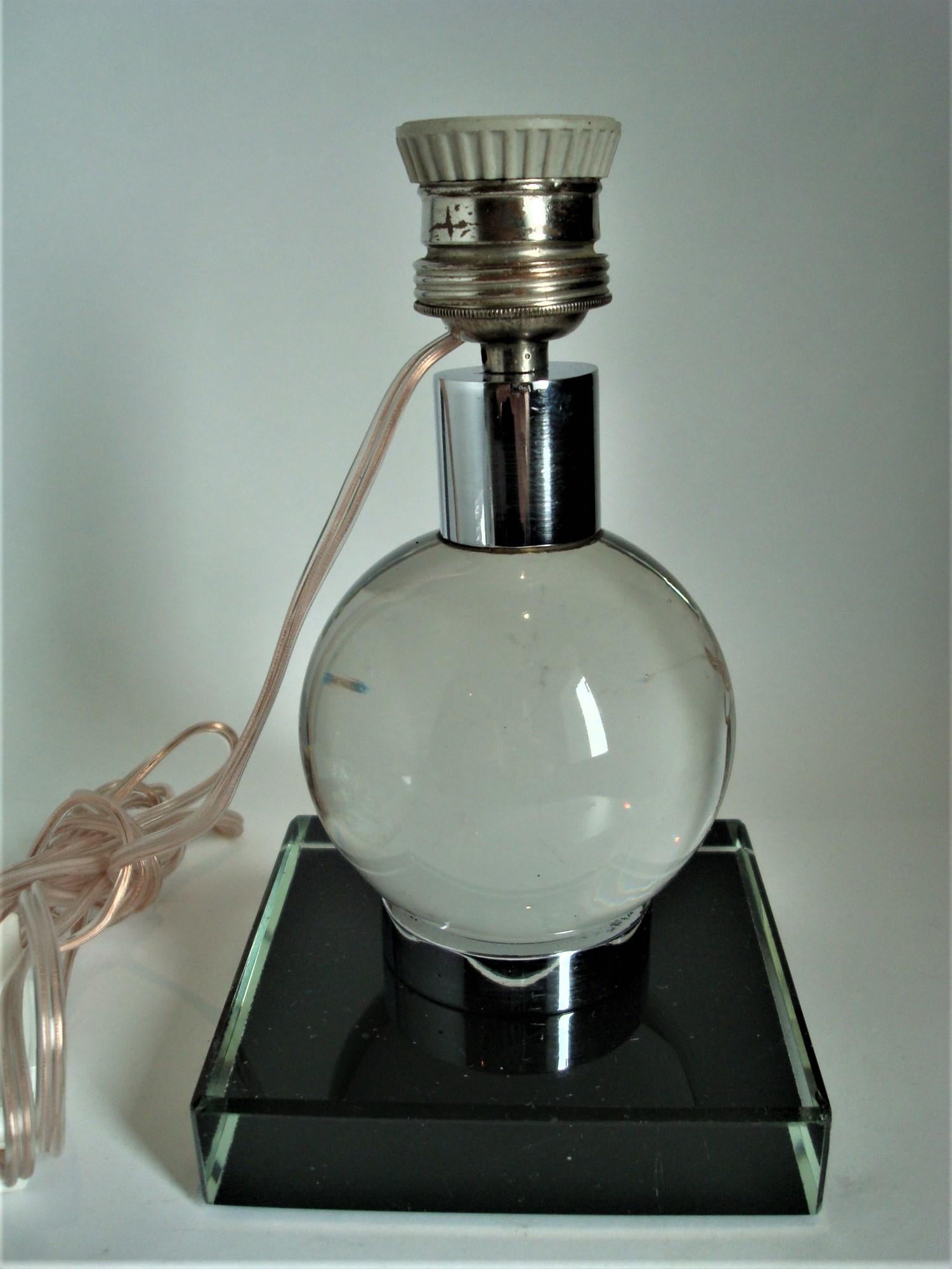 French Art Deco Adjustable Glass Ball Table Lamp in the Style of Jacques Adnet For Sale
