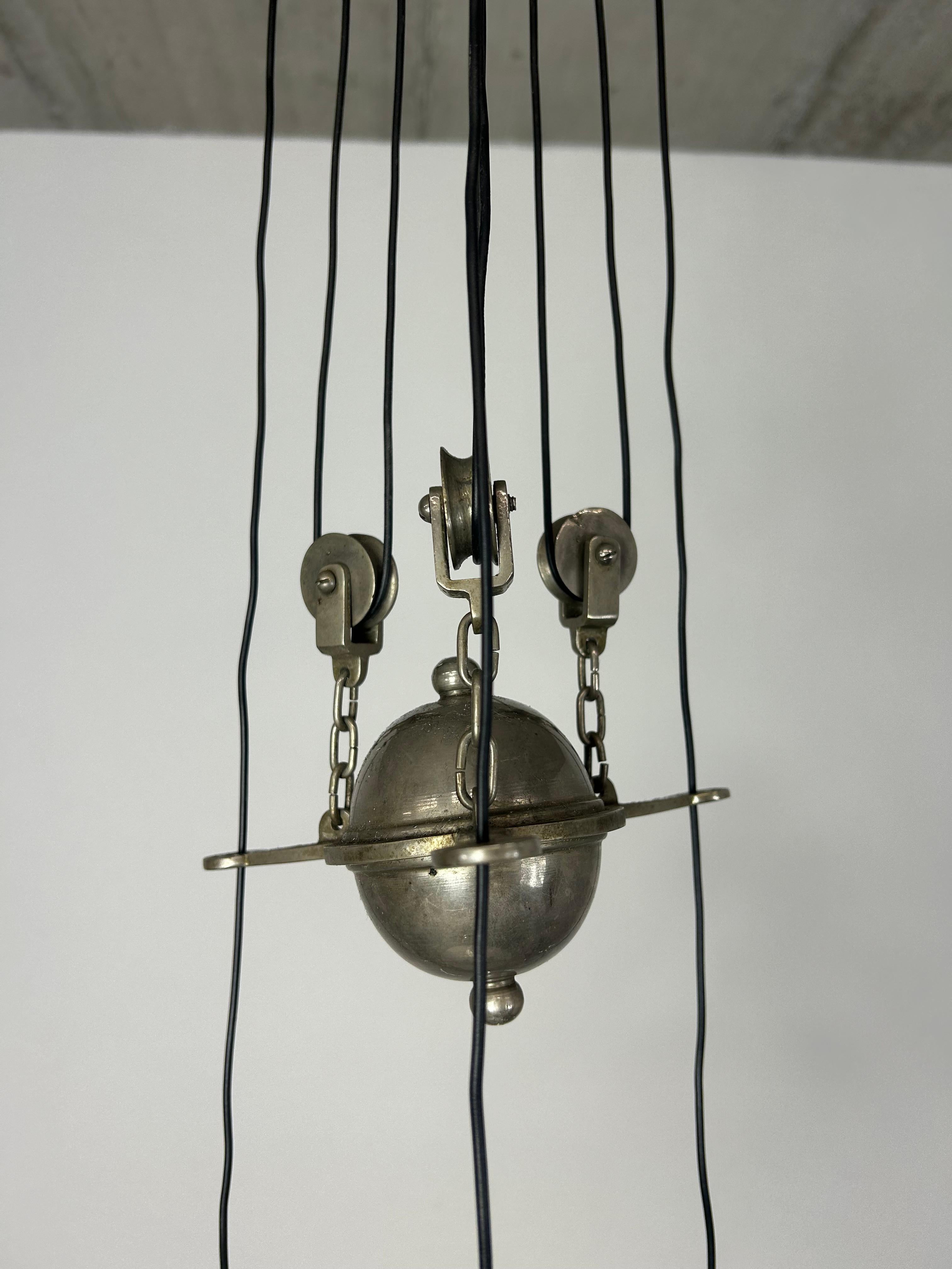 Mid-20th Century Art deco adjustable hanging lamp For Sale