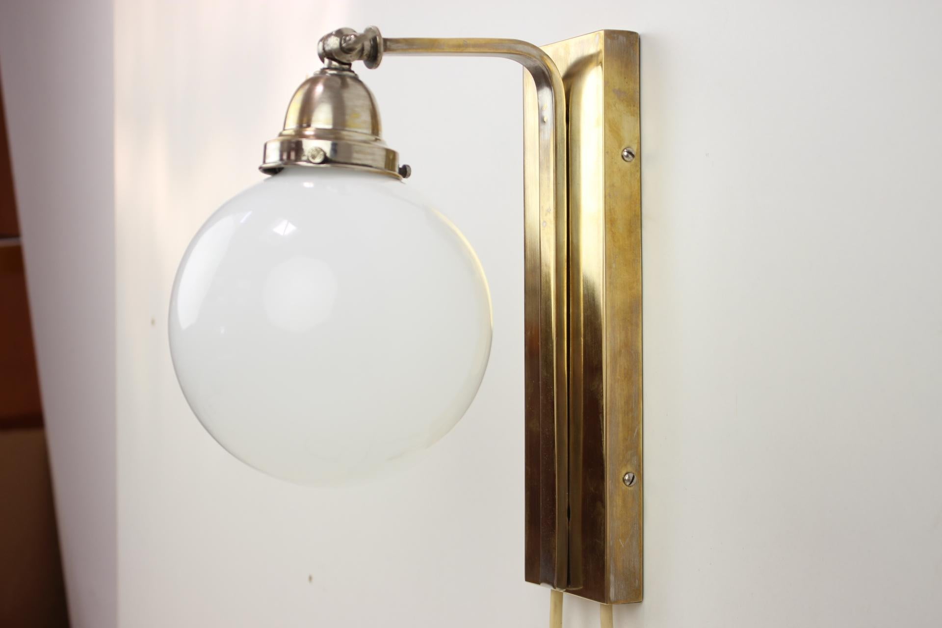 Mid-20th Century Art Deco Adjustable Wall Lamp, 1930's