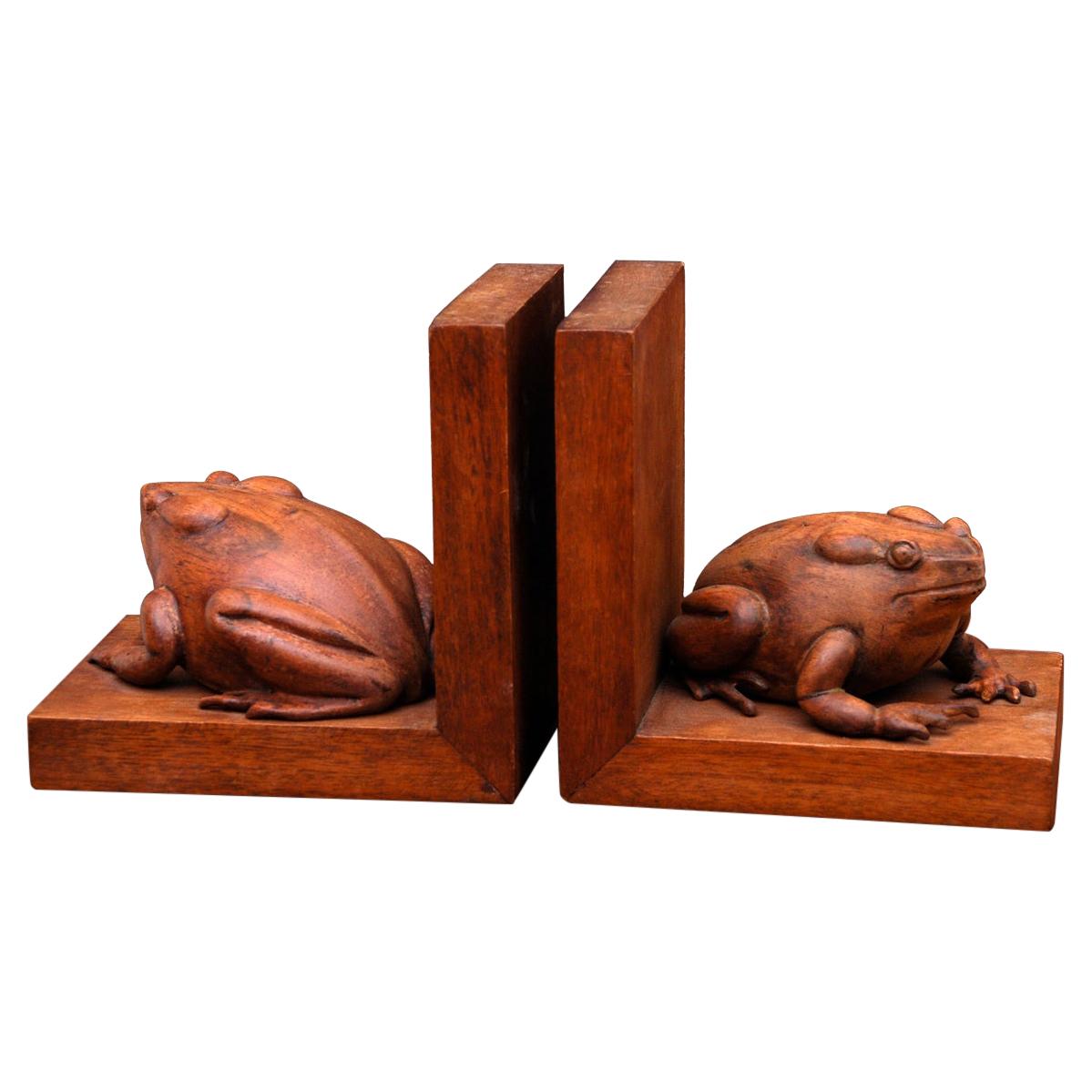 Art Deco Adorable Pair Frog Bookends Hand Carved in Solid Mahogany 1930s Mexico