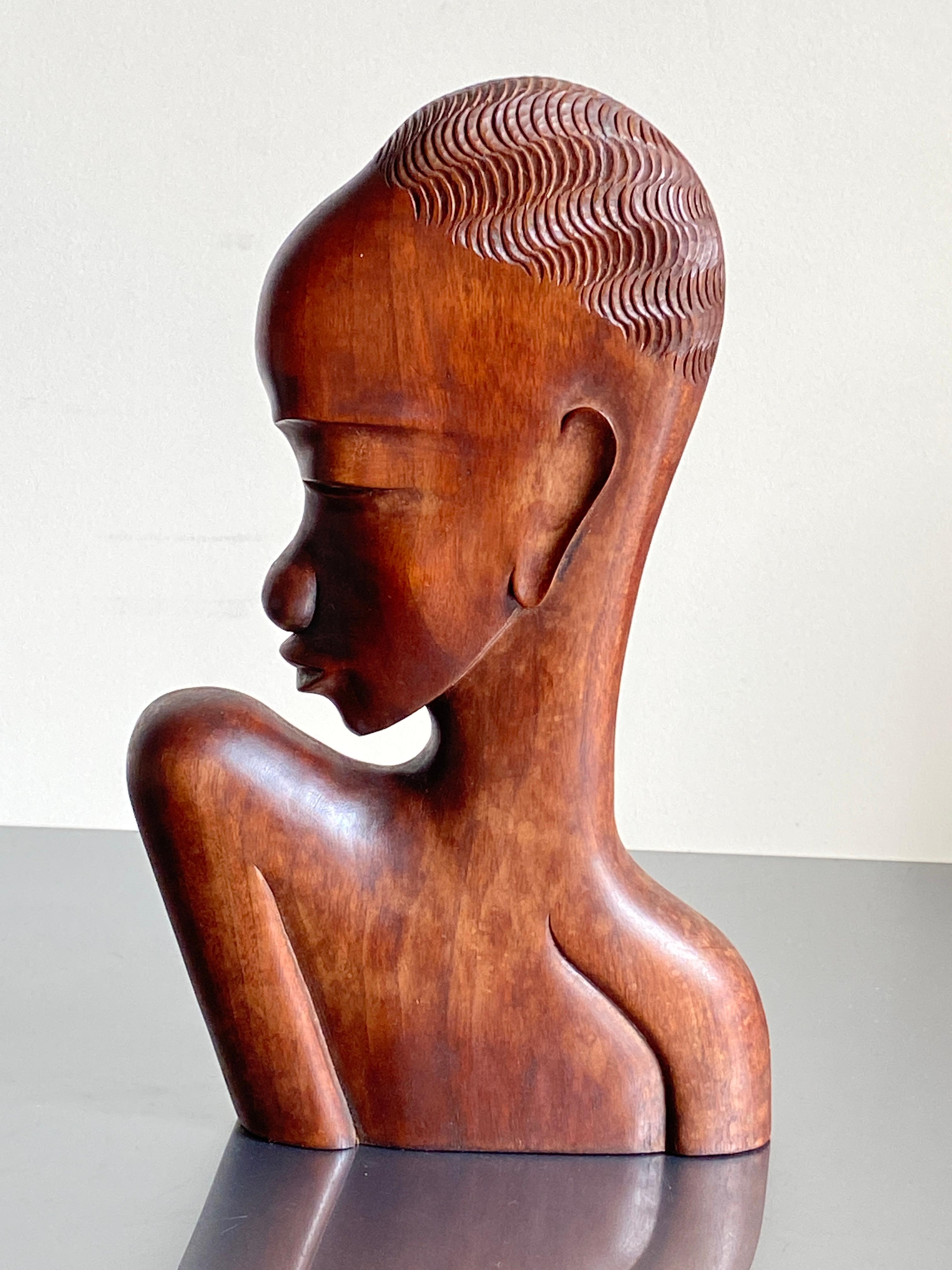 Intagliato a mano Busto scultoreo africano Art Deco nello stile di Karl Hagenauer