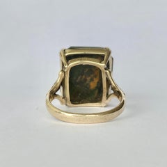 Art Deco Agate and 9 Carat Gold Ring