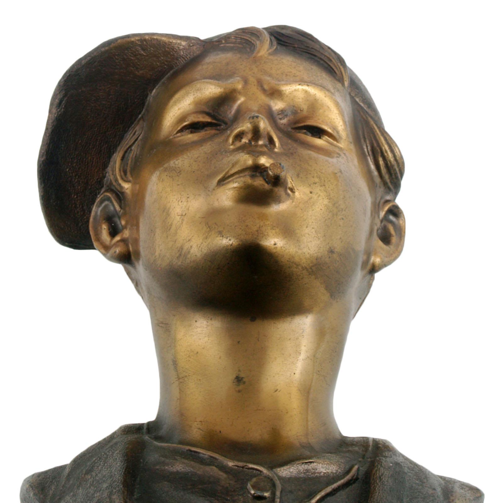 Art Deco Neapolitan 'Scugnizzo' Bust by De Martino, Gilt and Burnished Bronze For Sale 1