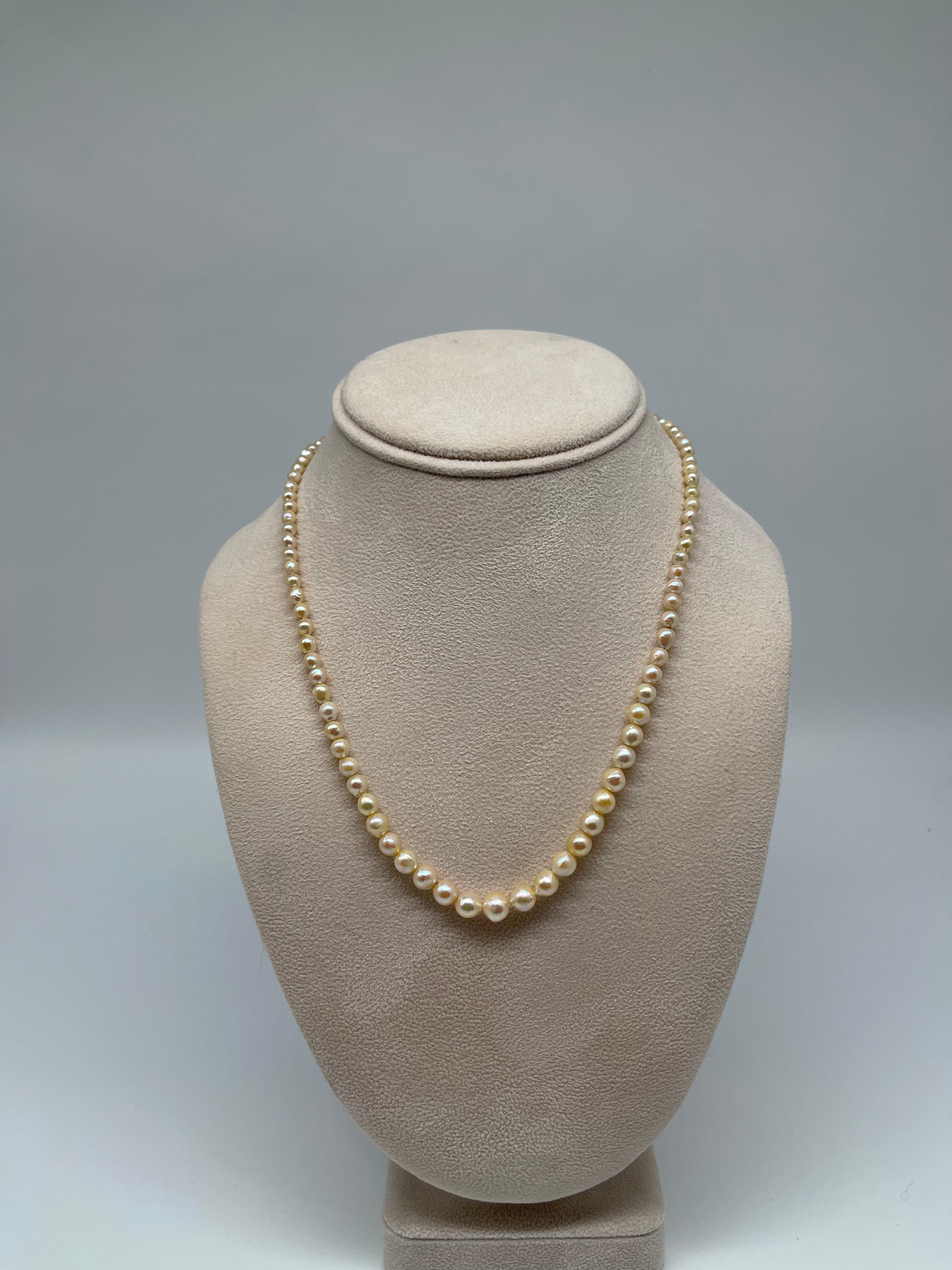 Round Cut  Antique Akoya Pearls 60 Carats Art Deco Wedding Stand Necklace For Sale