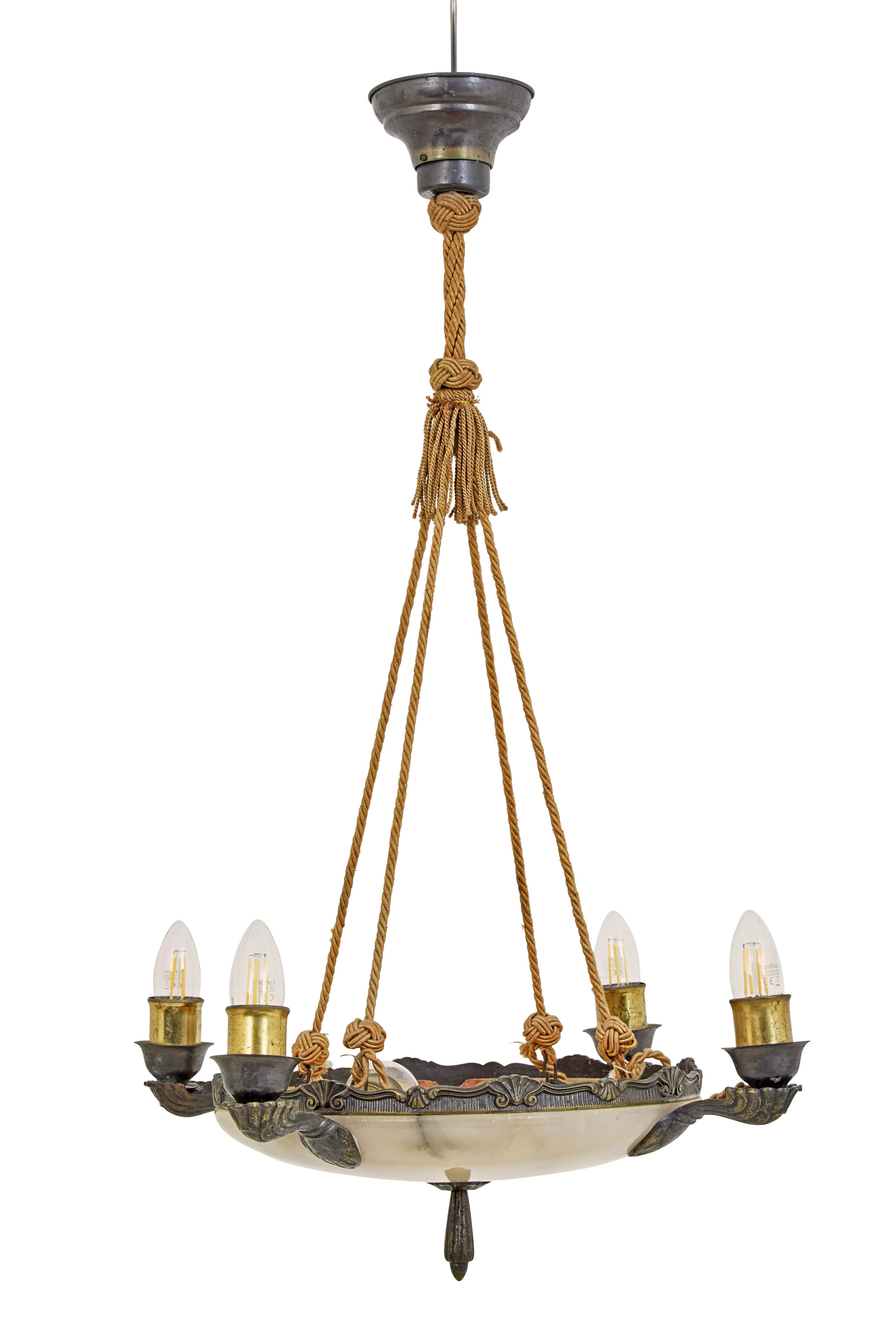 Lampada a sospensione da soffitto a 4 bracci in alabastro Art déco In condizioni buone in vendita a Debenham, Suffolk