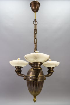 Lampadario a tre luci in ottone e alabastro Art Déco, anni '30