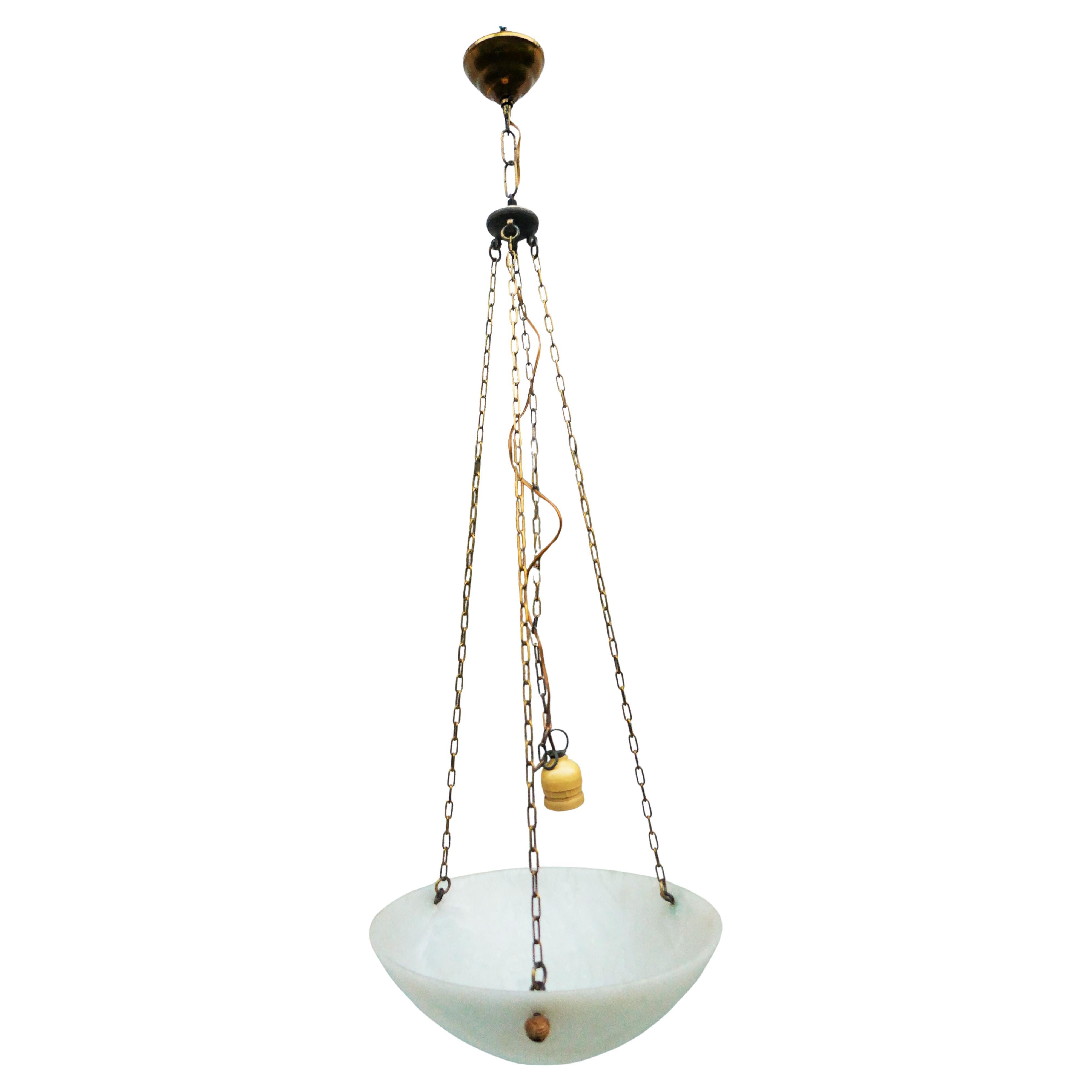 Art Déco Art Deco alabaster chandelier. in vendita