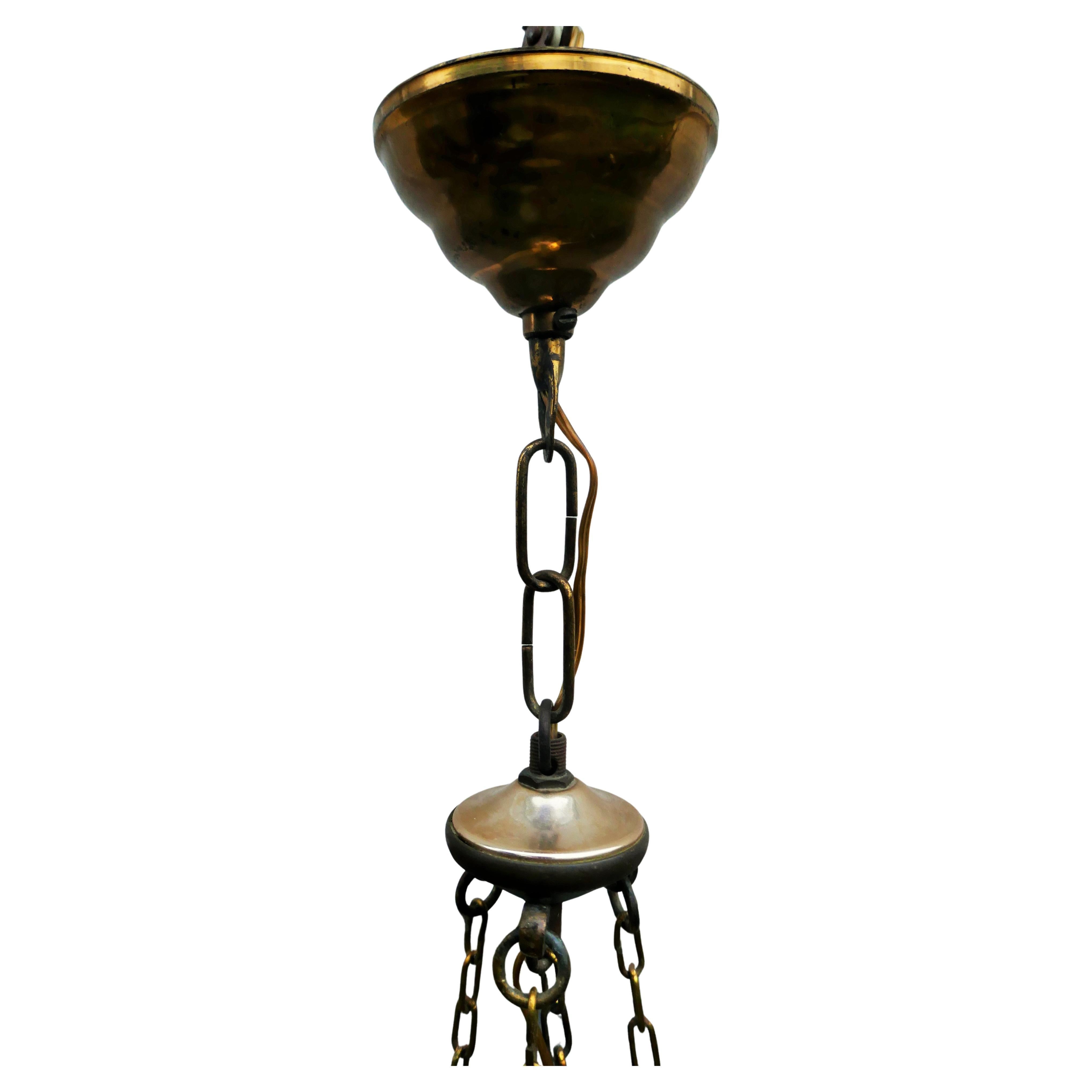 Early 20th Century Art Deco alabaster chandelier. in vendita