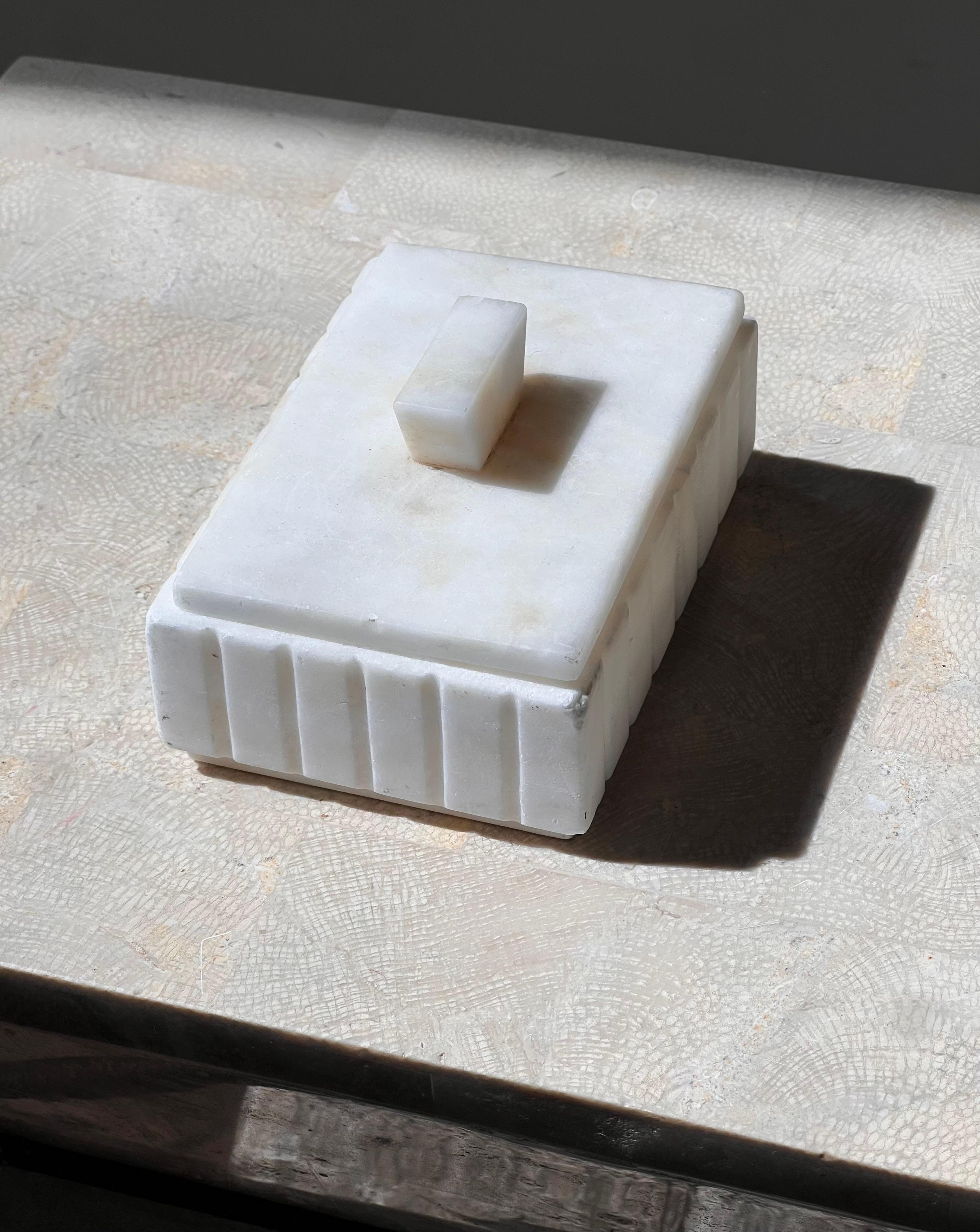 Unknown Art deco alabaster decorative trinket box, 20th century