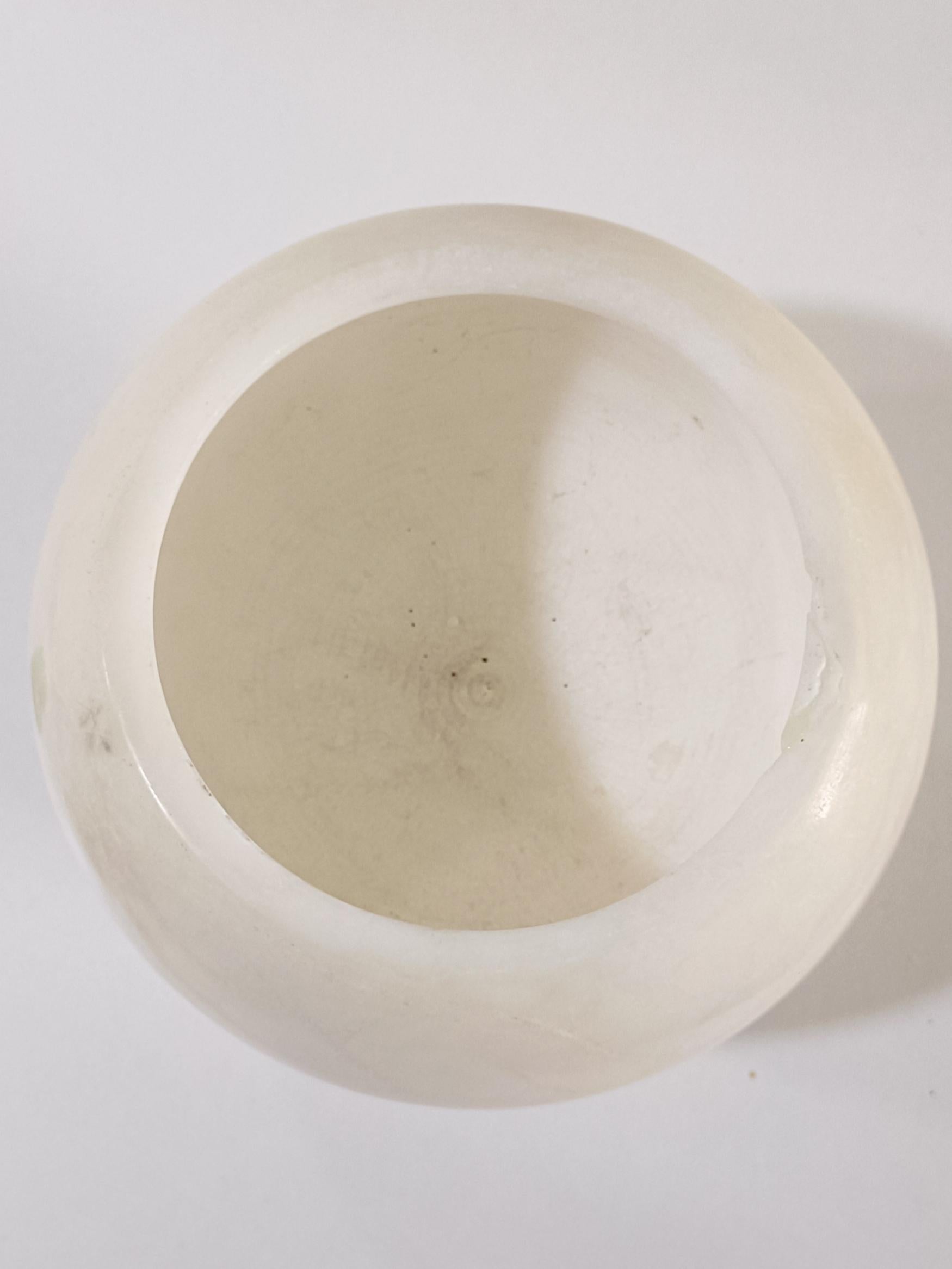 Art Deco Alabaster Set of Three Urns, Handmade in Spain ci. the 1930s 8