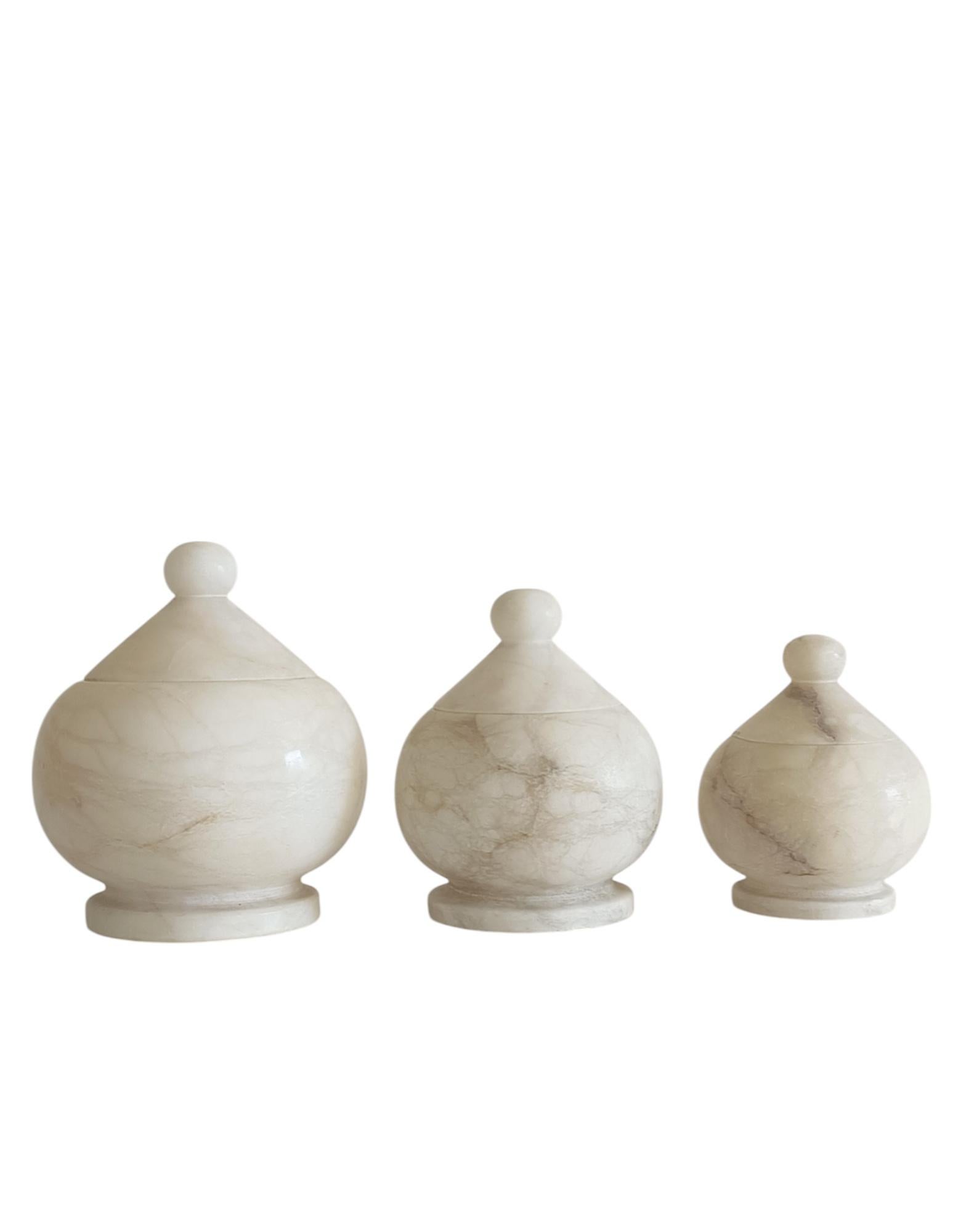 Art Deco Alabaster Set of Three Urns, Handmade in Spain ci. the 1930s 2