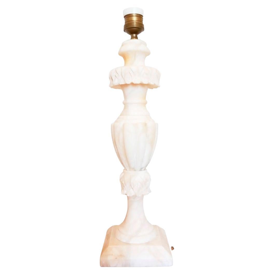 Art-Déco-Tischlampe aus Alabaster, weiße Farbe im Angebot
