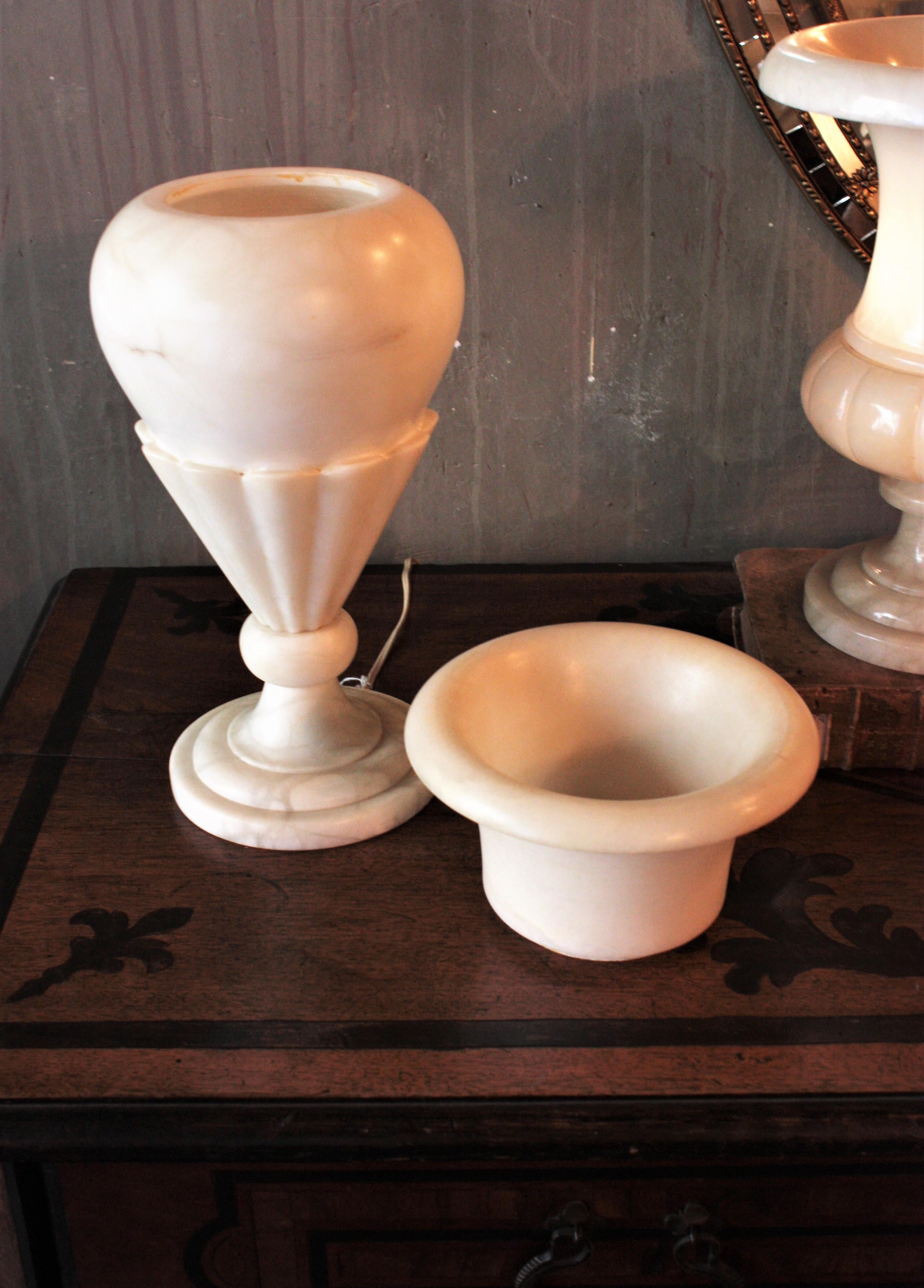 Alabaster Neoclassical Urn on Column Pedestal Floor Lamp, Art Deco Period For Sale 11