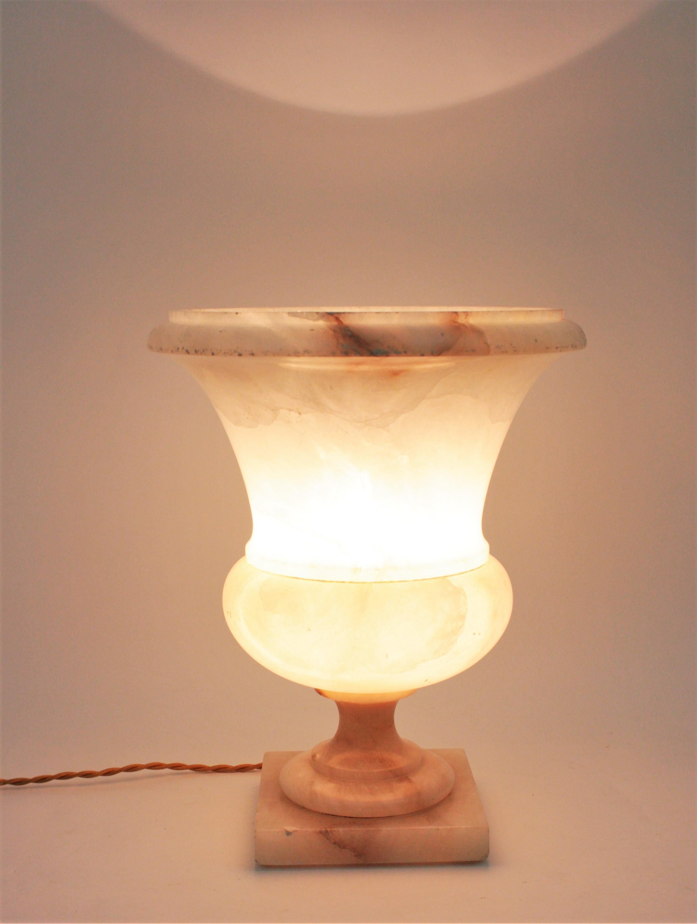 Art Deco Alabaster Urn Uplighter Lamp, Spain, 1930s In Good Condition In Barcelona, ES