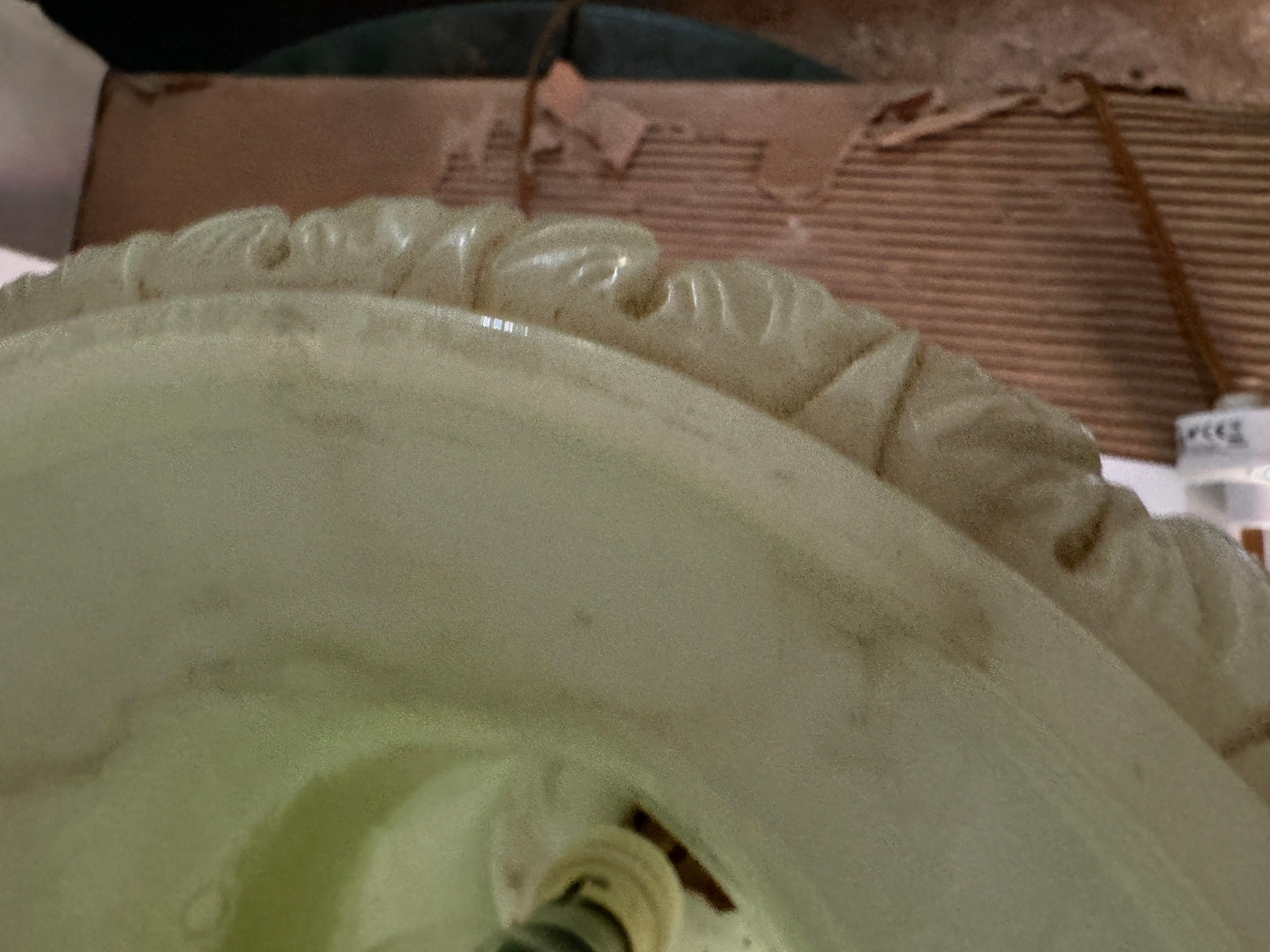 Art Deco Alabaster Urn Uplighter Table Lamp Green Color, France, circa 1940 In Good Condition In Auribeau sur Siagne, FR