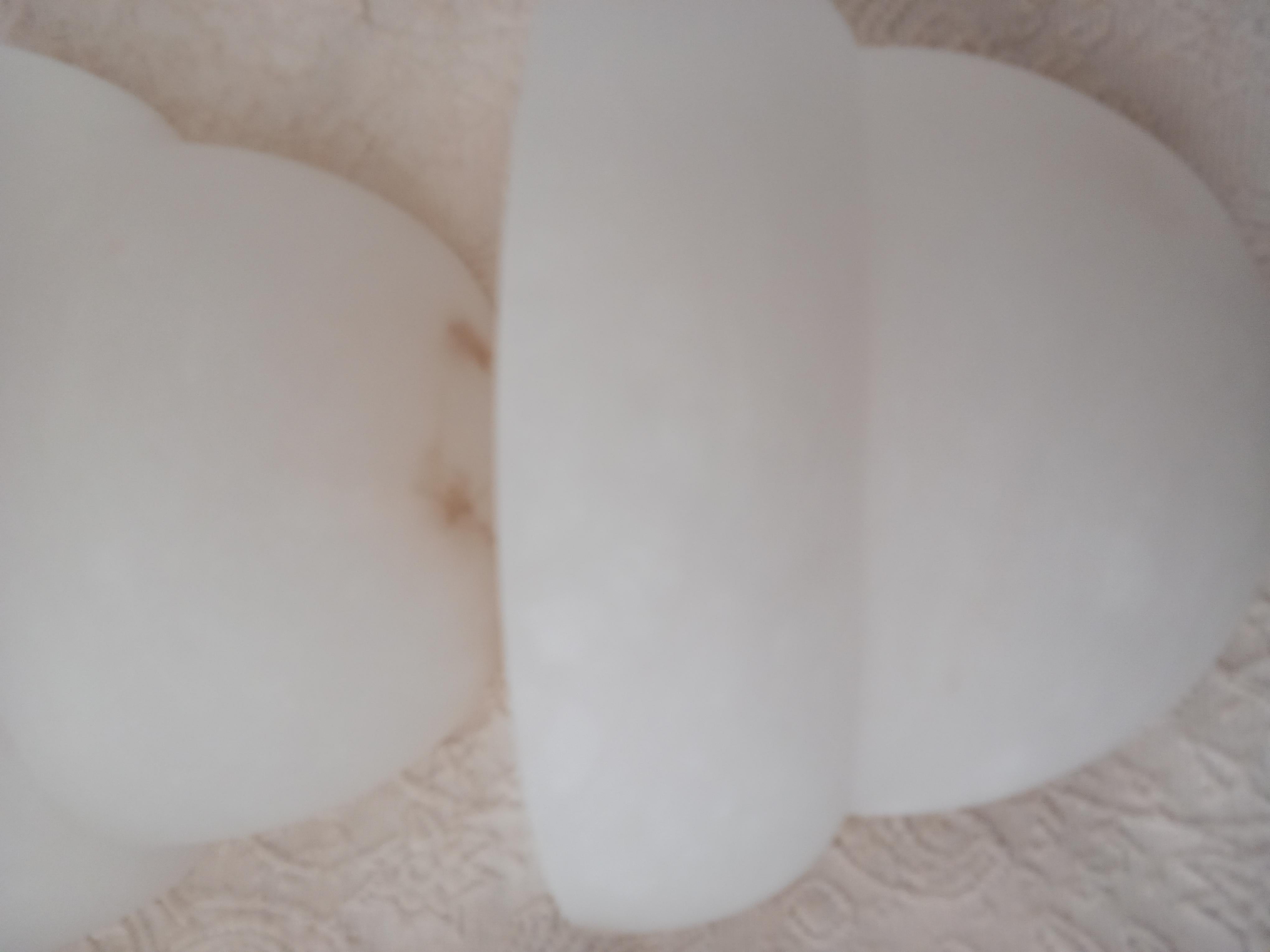 Wall Sconces Naural Alabaster Art Deco Style White  For Sale 4