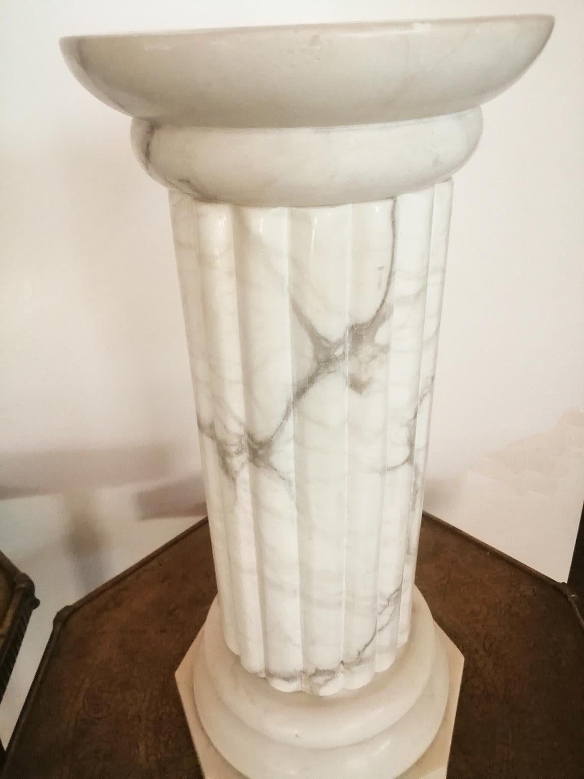  Flor Lamp Pedestal illuminated  Alabaster Marble White Greek Colunm Form, Italy In Excellent Condition For Sale In Mombuey, Zamora