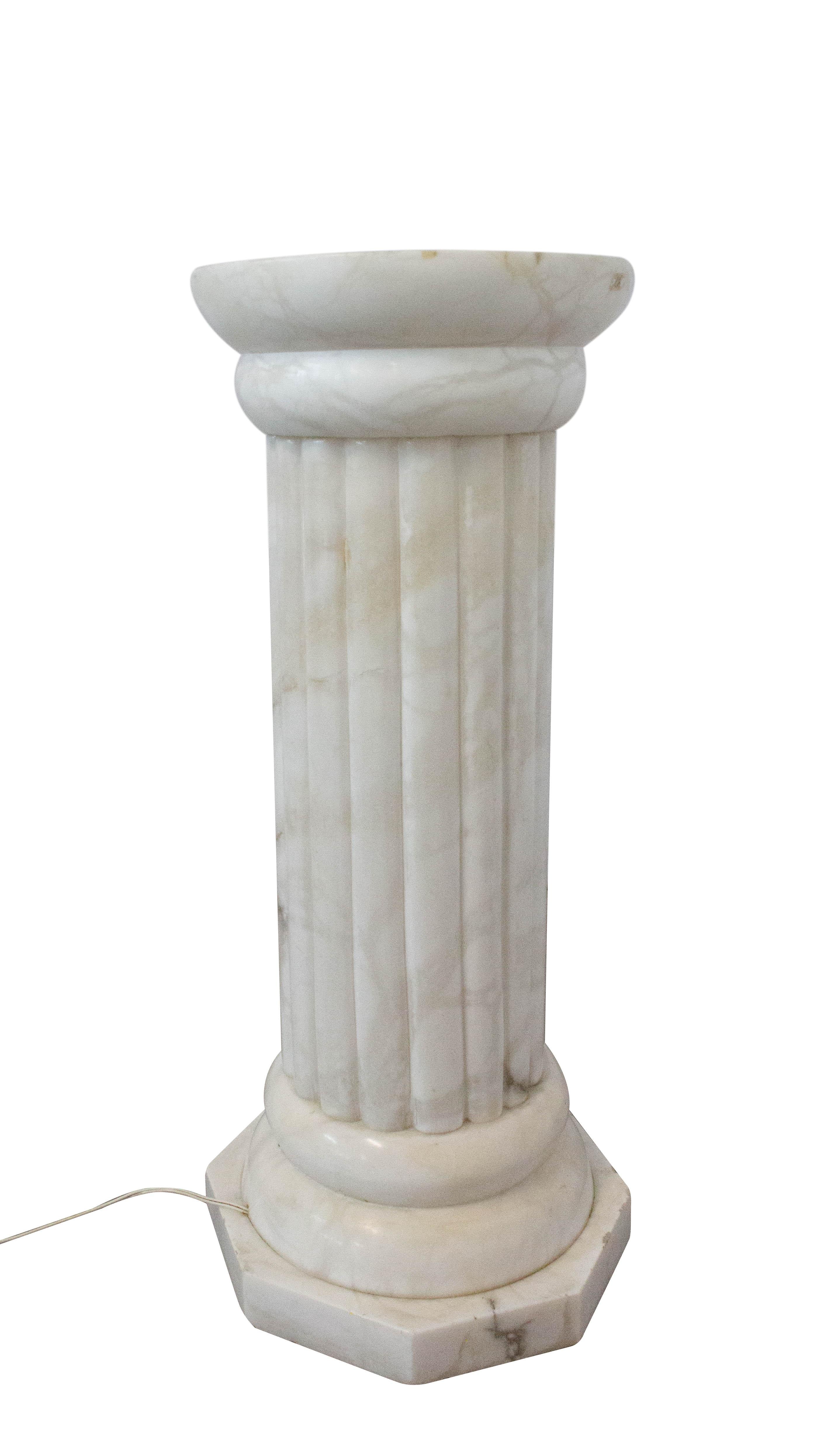 Art Deco Albaster Lamp Neoclassic Column Vintage, Early 20th Century In Good Condition For Sale In Labrit, Landes