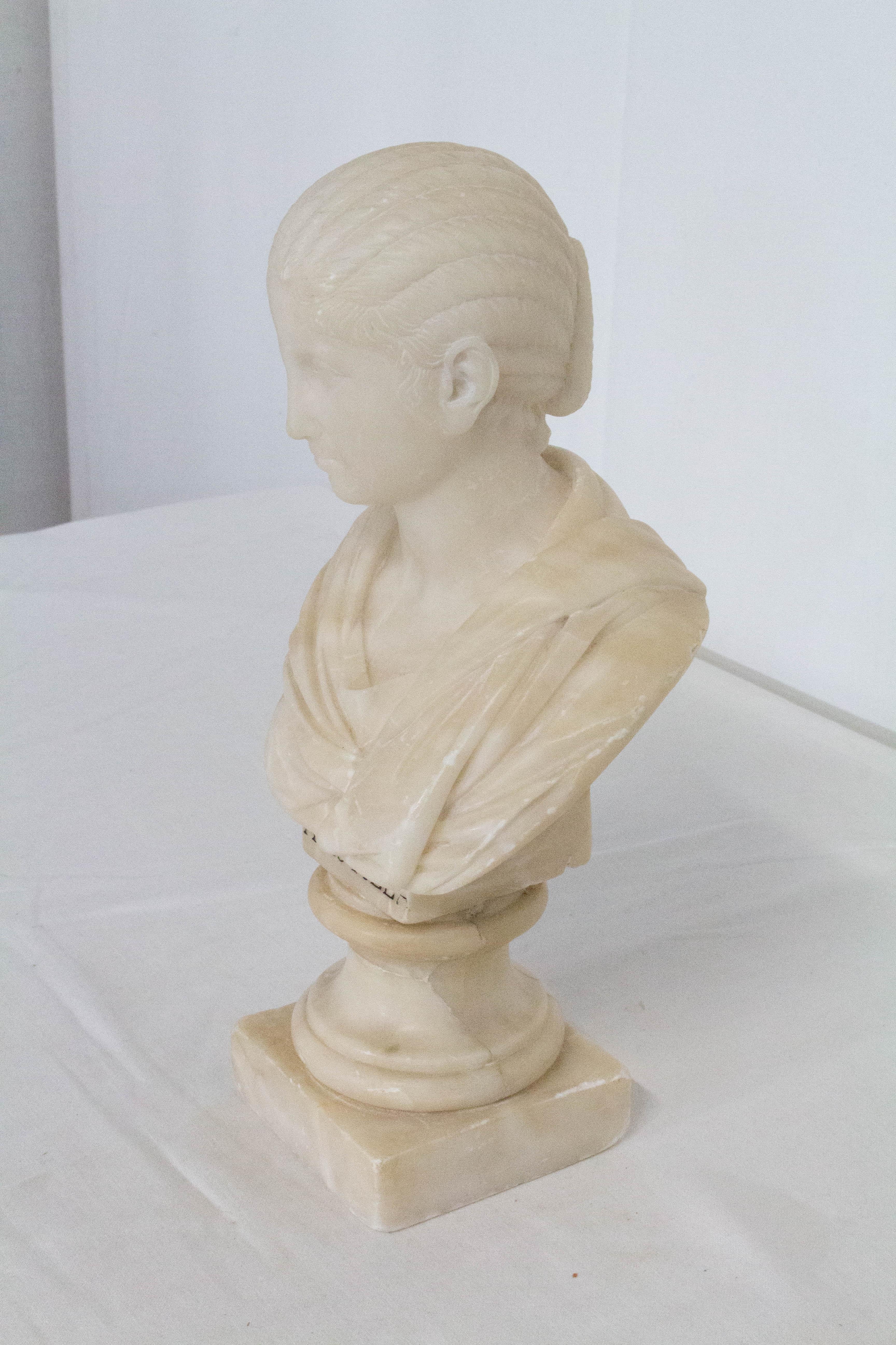 Carved Art Deco Albaster Plautilla Bust Neoclassic, Early 20th Century For Sale
