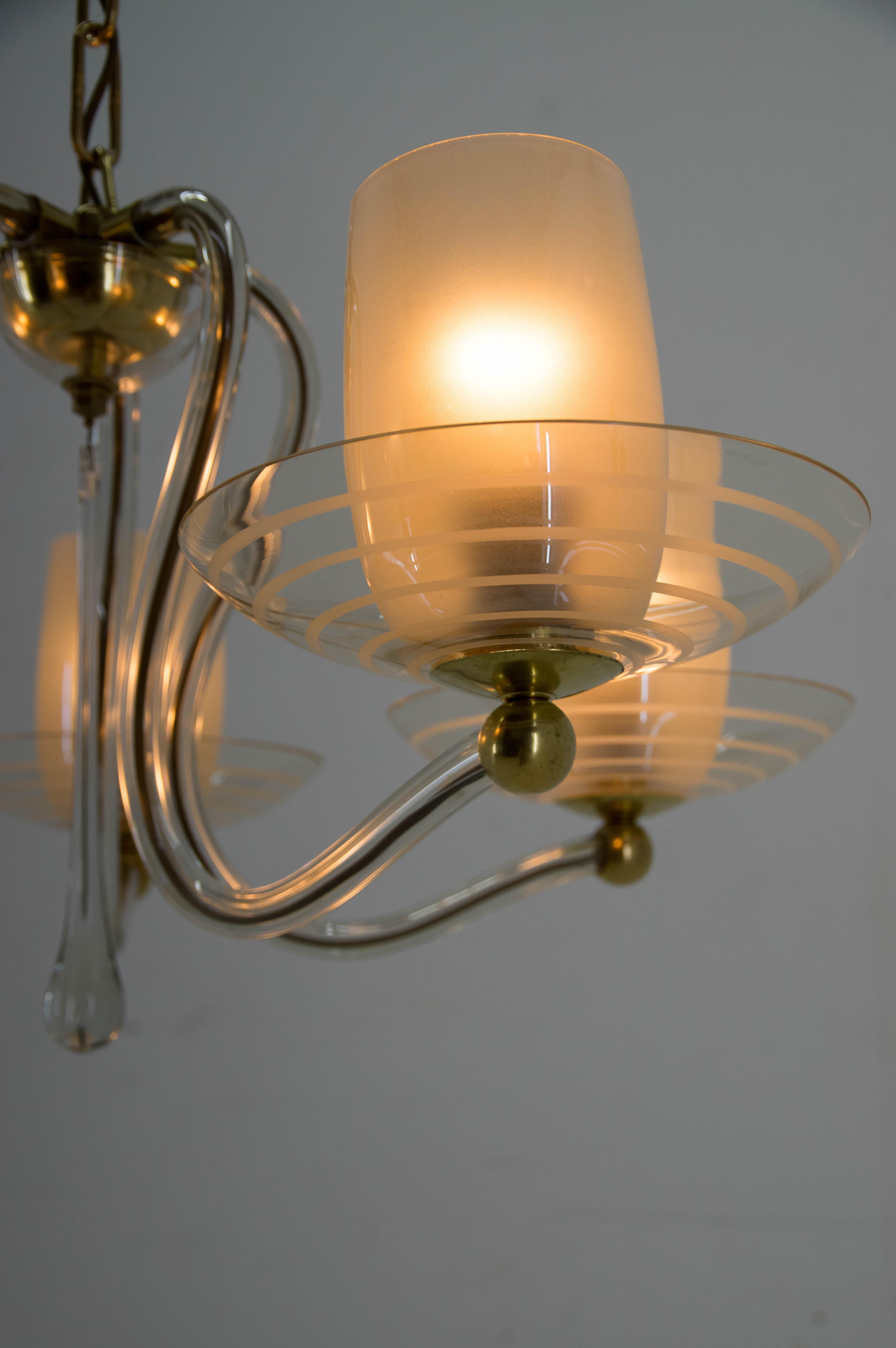 Art-Deco-Kronleuchter aus Glas, 1930er Jahre, restauriert (Mitte des 20. Jahrhunderts) im Angebot
