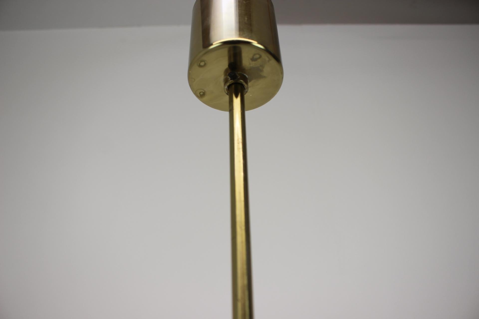 Lampadario Art Deco interamente in vetro di Kamenicky Senov, anni '60, Cecoslovacchia in vendita 3