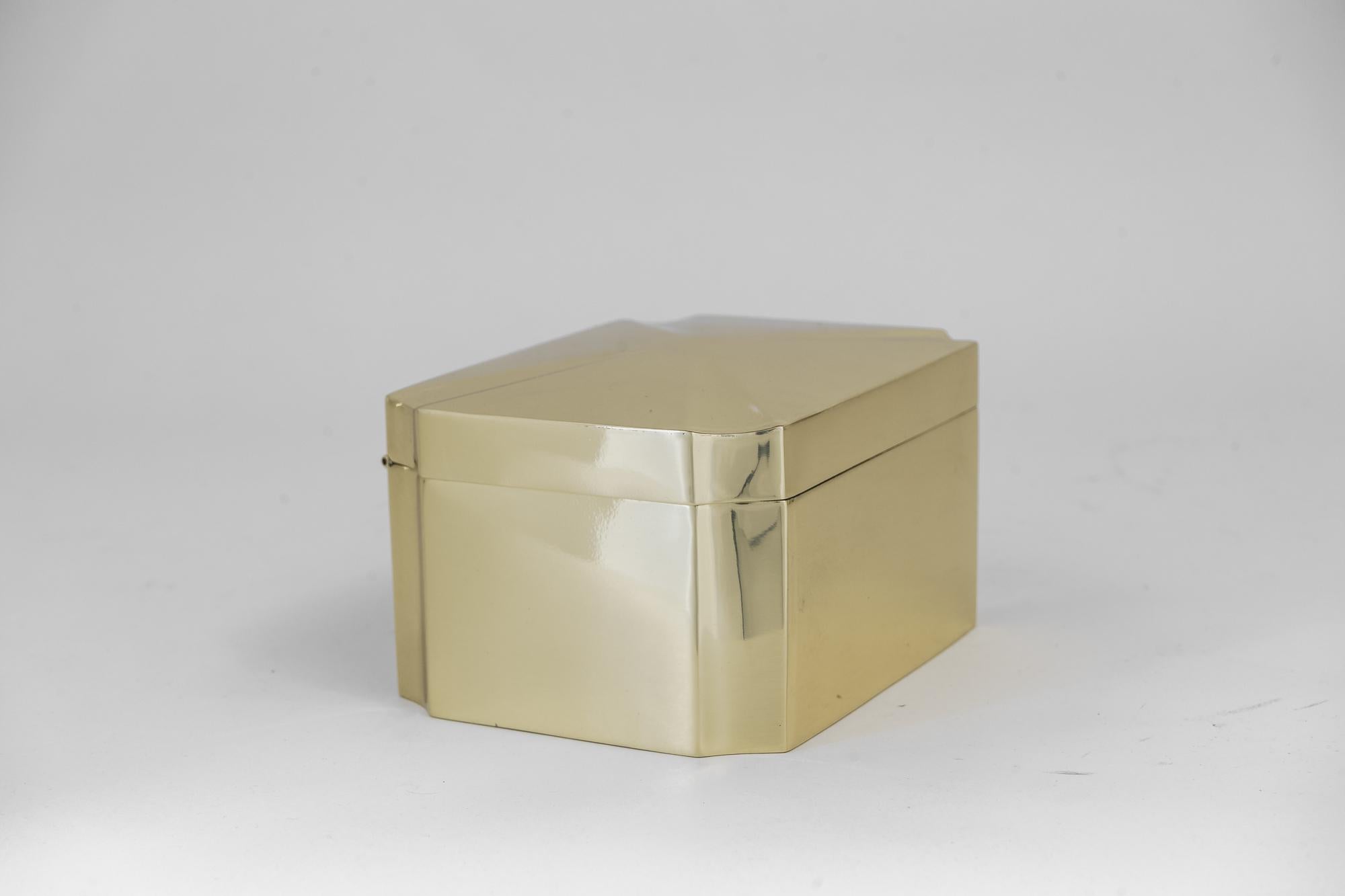 Art Deco Alpaca jewelry box Vienna, circa 1920s
Polished and stove enameled.