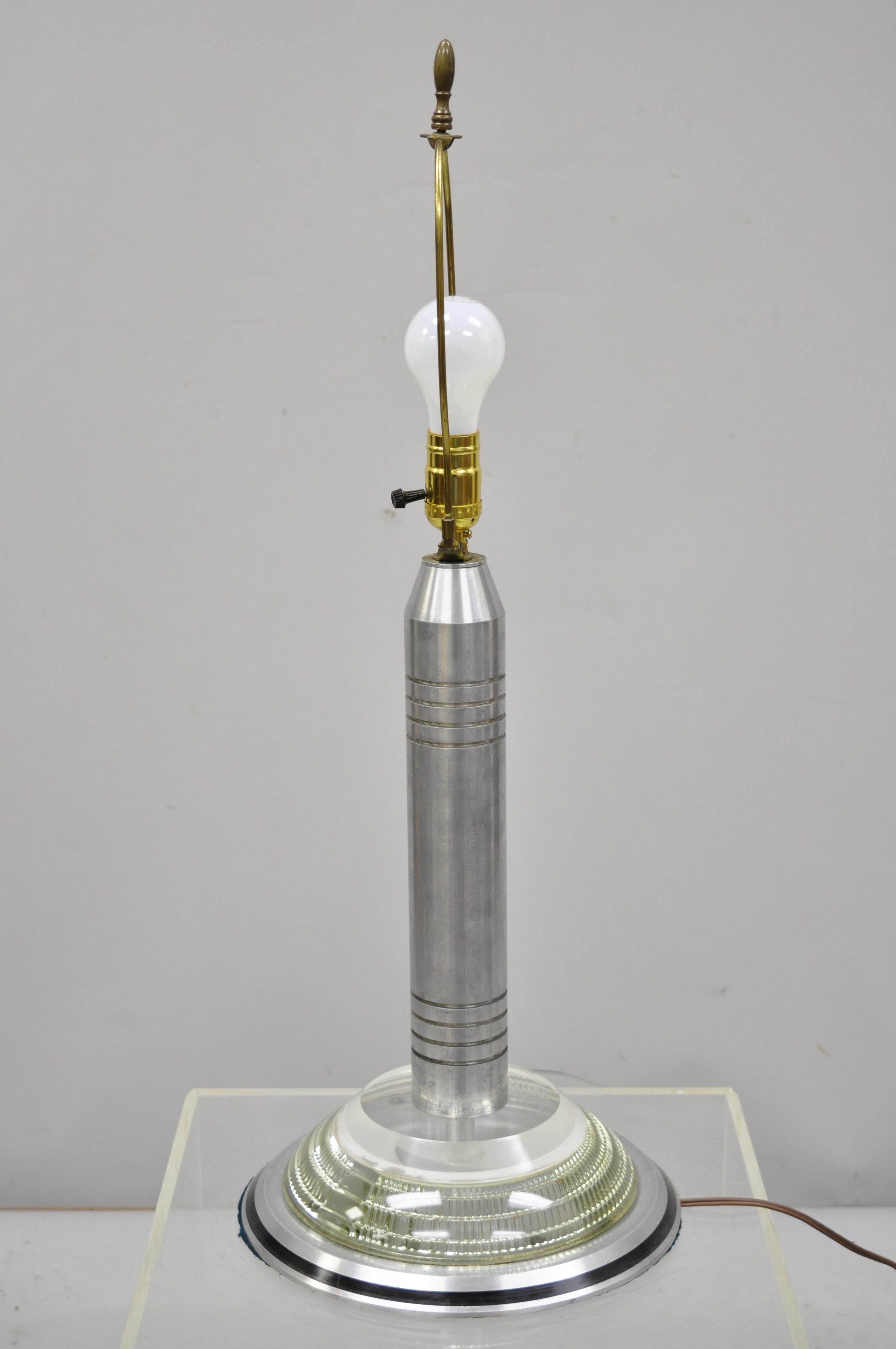 Art Deco Aluminum and Acrylic Skyscraper Table Lamp Walter Von Nessen For Sale 3