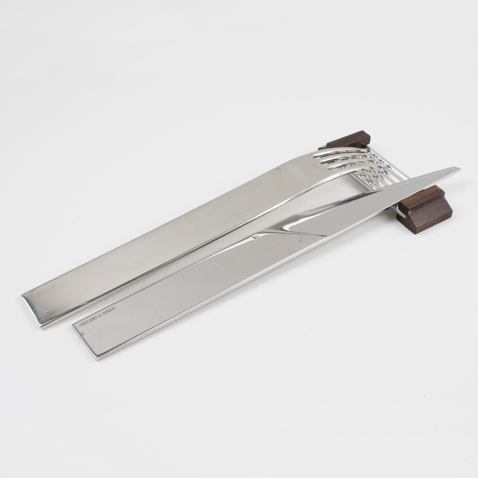Porte-couteaux à pinces Art Déco en aluminium et bois de macassar, 12 pièces dans leur boîte en vente 10