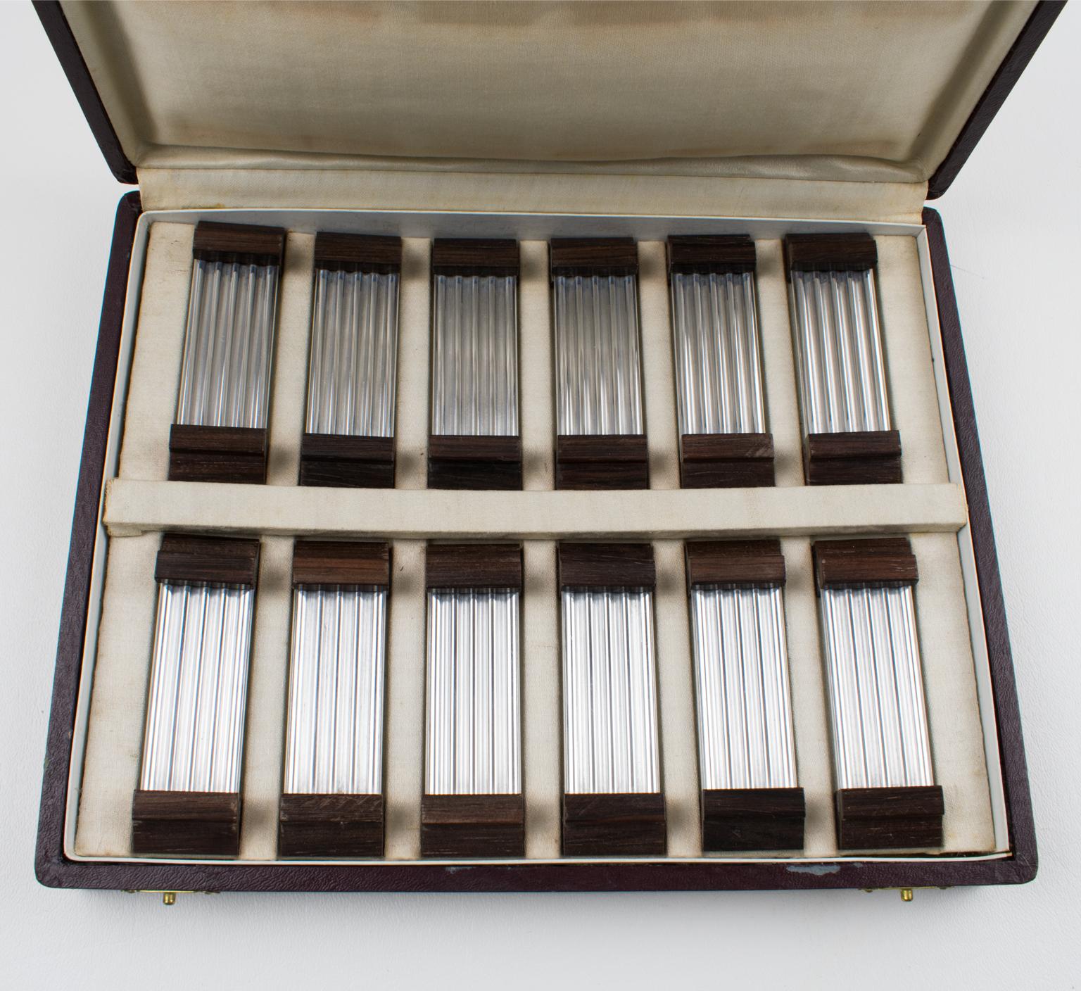 Français Porte-couteaux à pinces Art Déco en aluminium et bois de macassar, 12 pièces dans leur boîte en vente