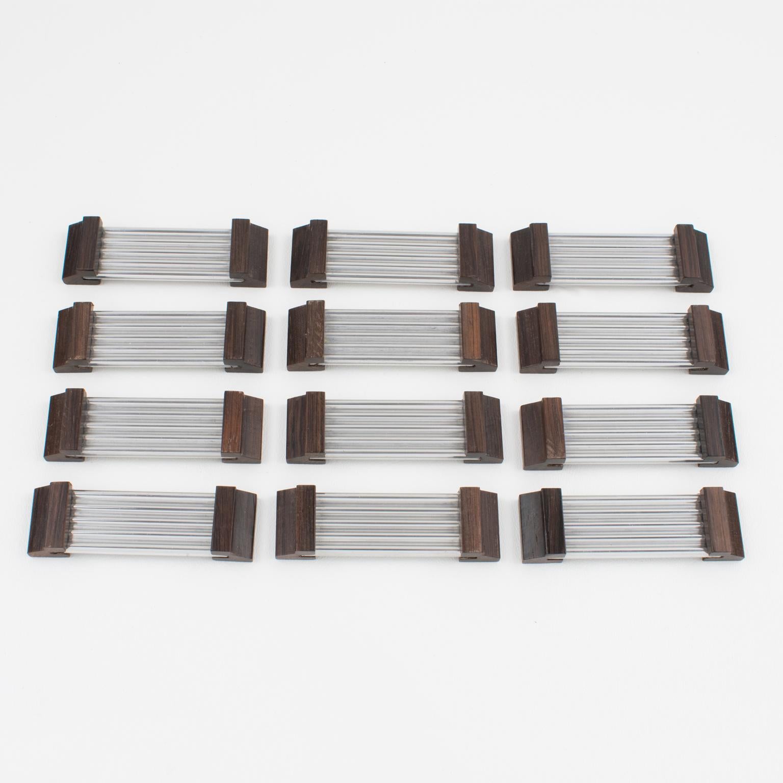 Métal Porte-couteaux à pinces Art Déco en aluminium et bois de macassar, 12 pièces dans leur boîte en vente