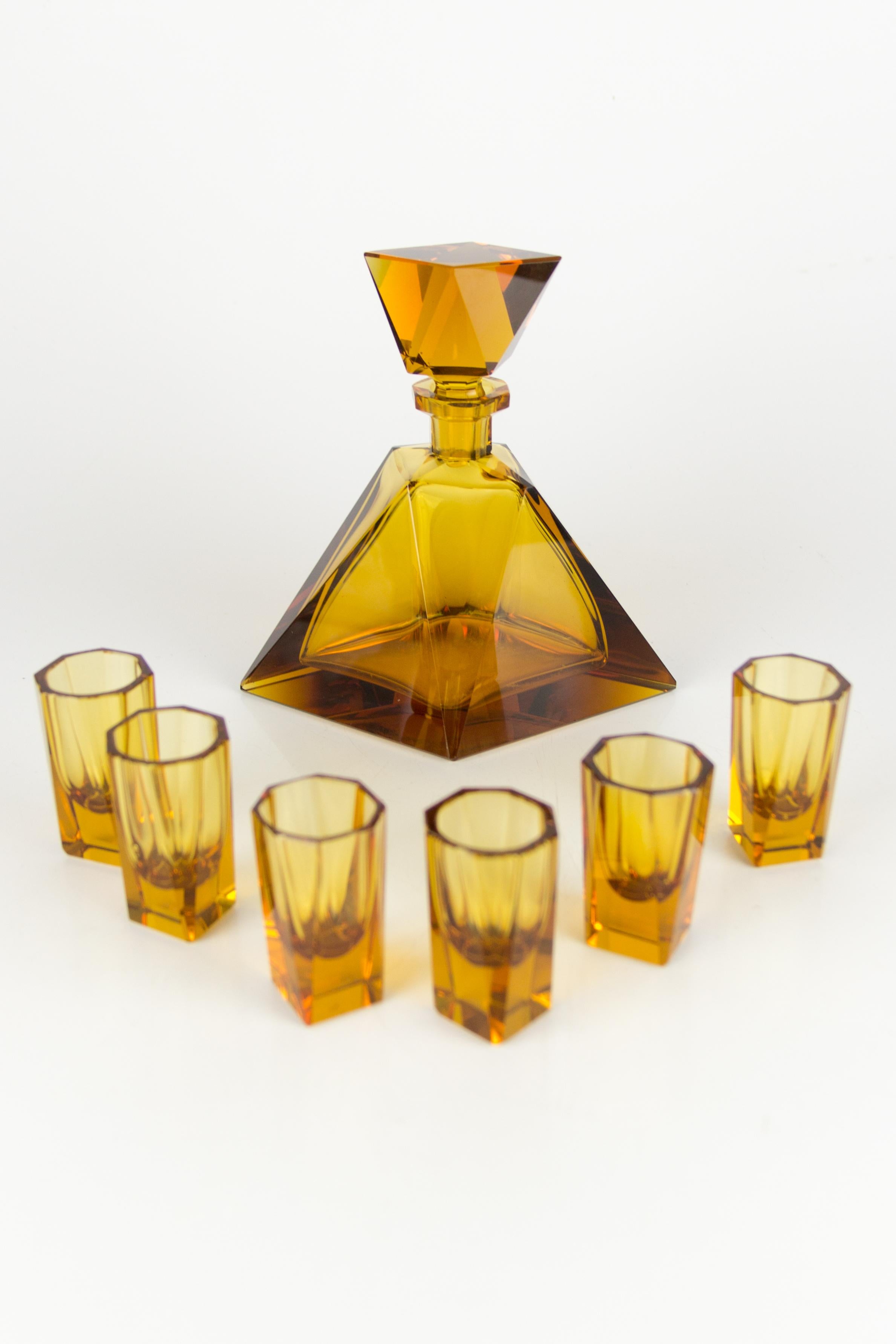 Art Deco Amber Colored Bohemian Glass Decanter and 6 Glasses Set, 1930s 7