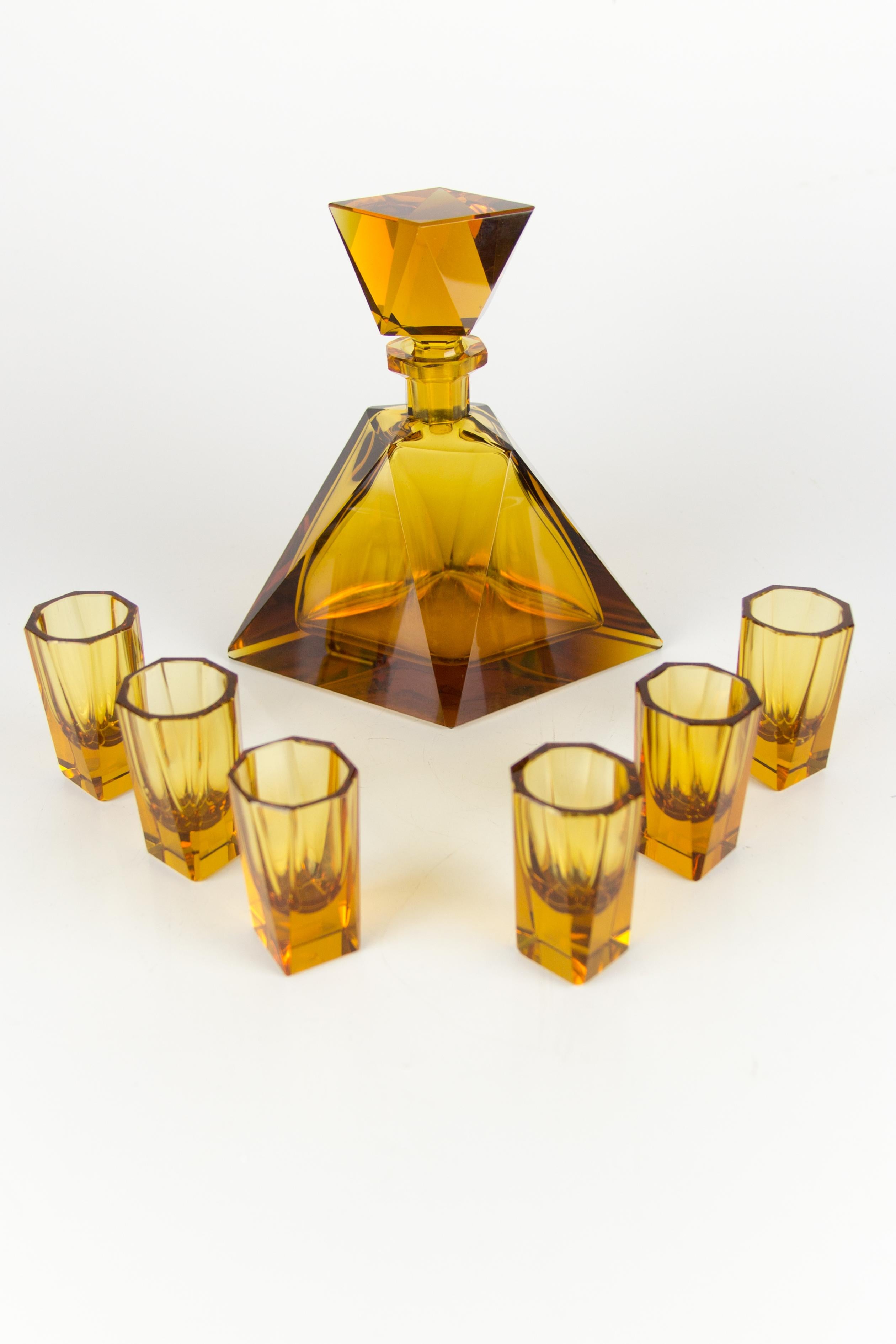 Art Deco Amber Colored Bohemian Glass Decanter and 6 Glasses Set, 1930s 9