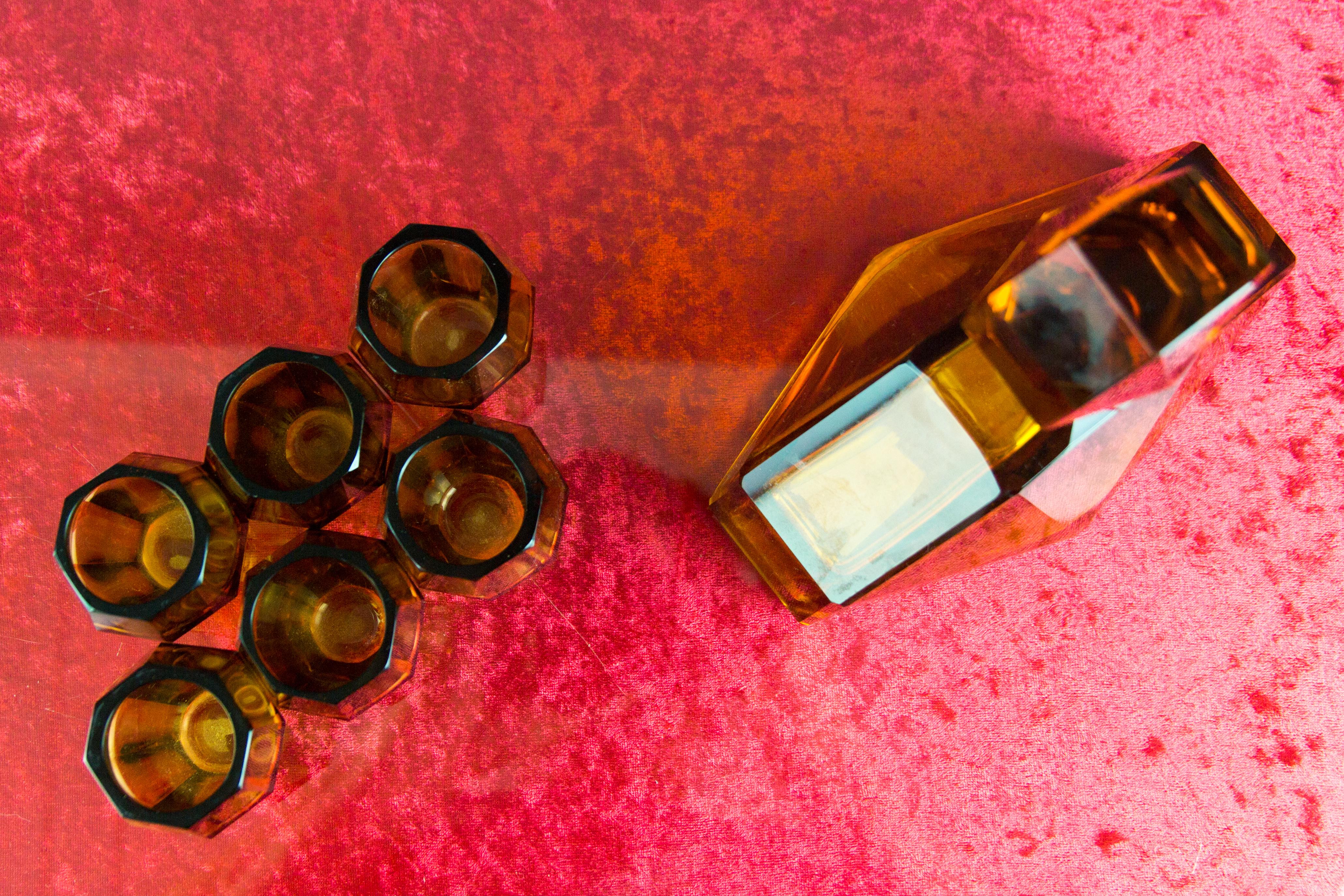 Art Deco Amber Colored Bohemian Glass Decanter and 6 Glasses Set, 1930s 4