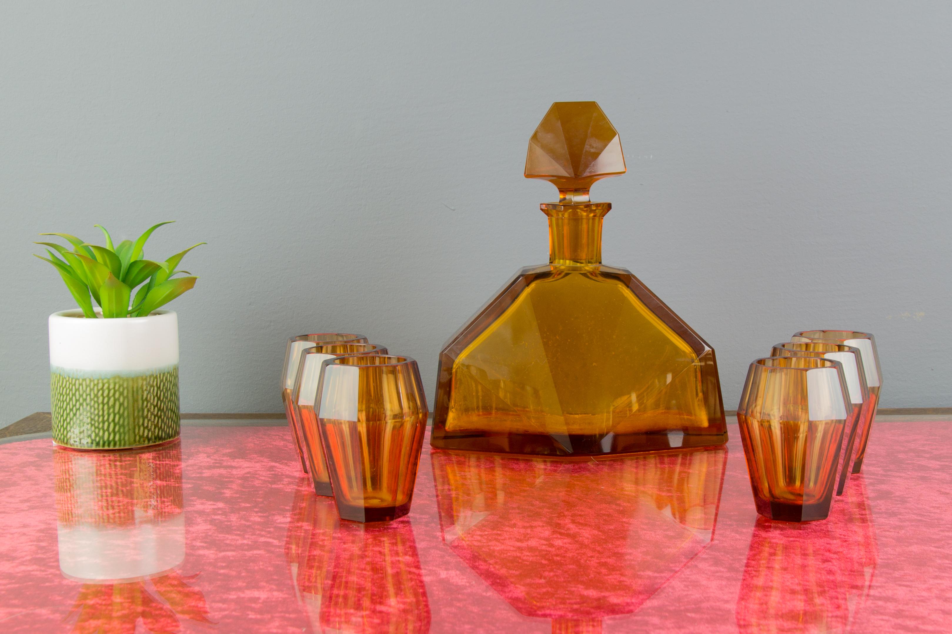 Art Deco Amber Colored Bohemian Glass Decanter and 6 Glasses Set, 1930s 10