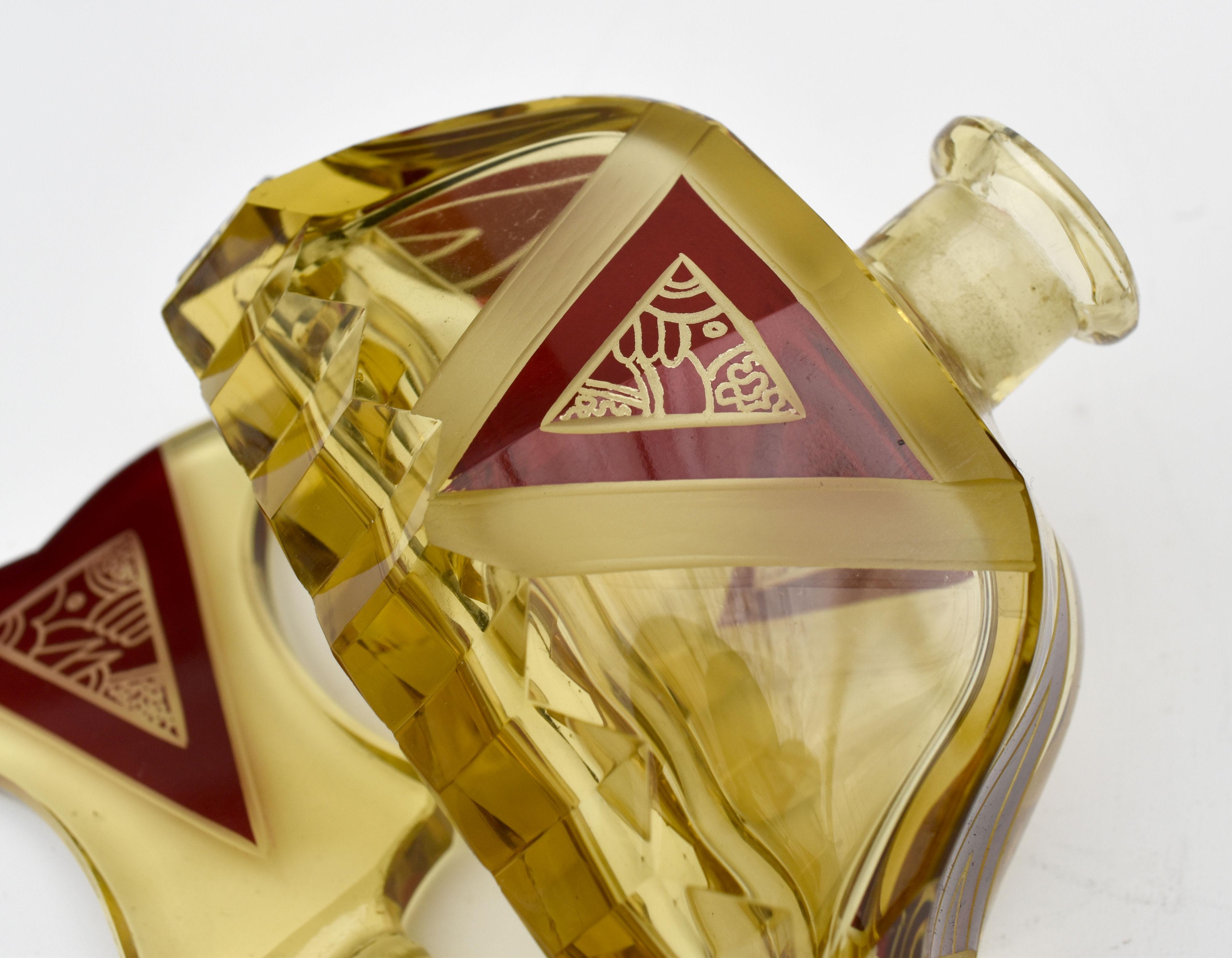 Art Deco Amber Coloured Glass Perfume Bottle by Karl Palda, c1930s In Good Condition For Sale In Devon, England
