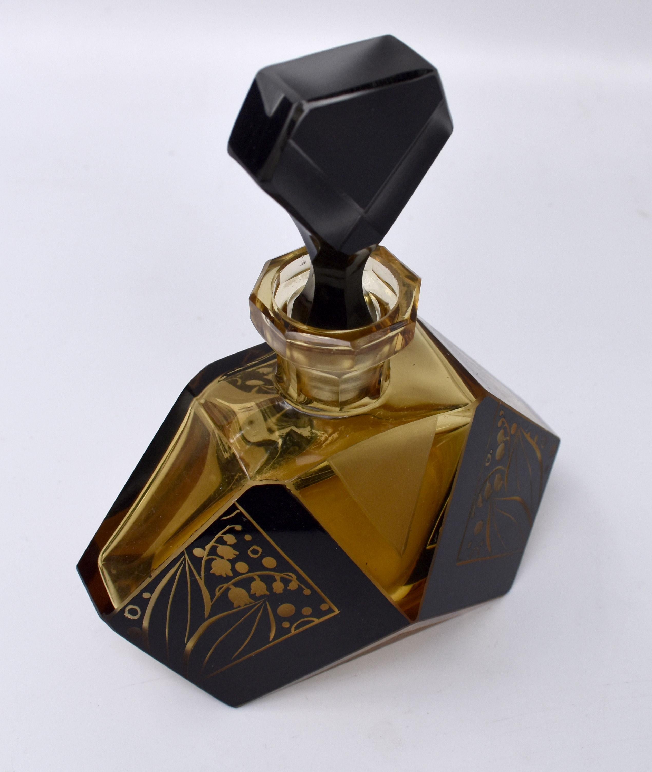 Engraved Art Deco Amber Coloured Glass Perfume Bottle, c1930s