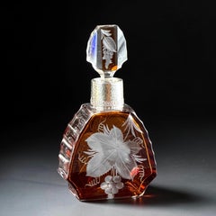 Carafe Art déco en cristal ambré avec monture en argent. Début du XXe siècle, 9,25 pouces