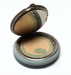 Art Deco American Evans 'Tapsift' Blau Emaille Guilloche Kompakt