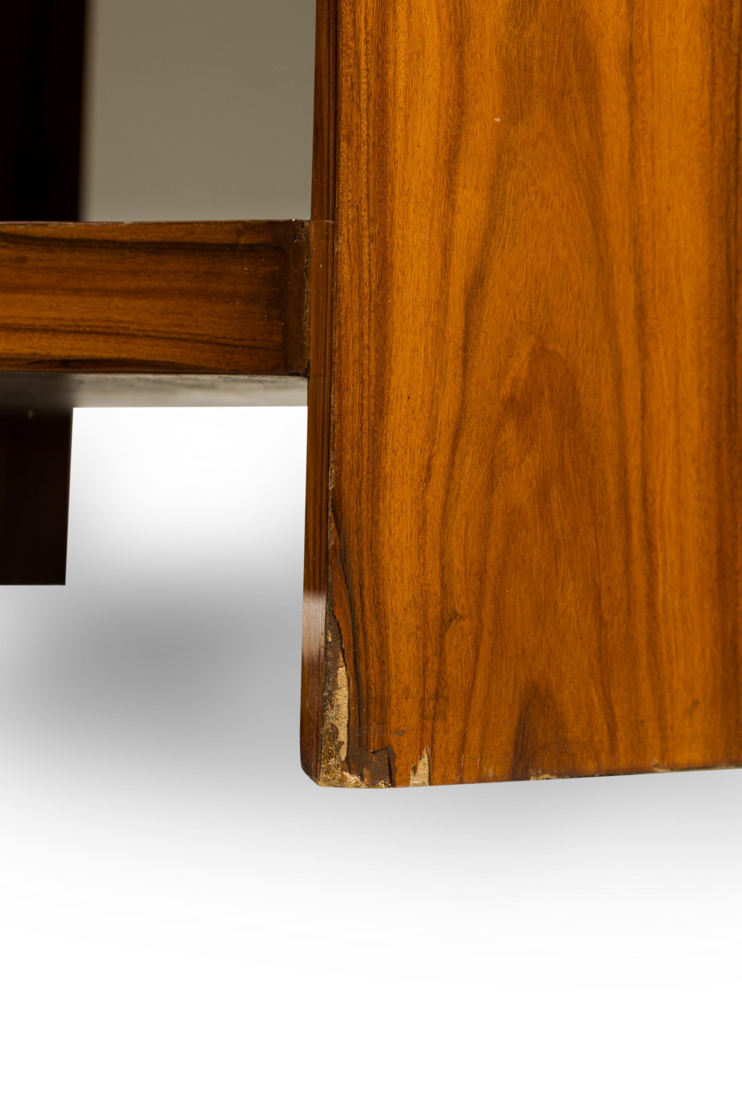 Art Deco American Hexagonal End / Side Table For Sale 3