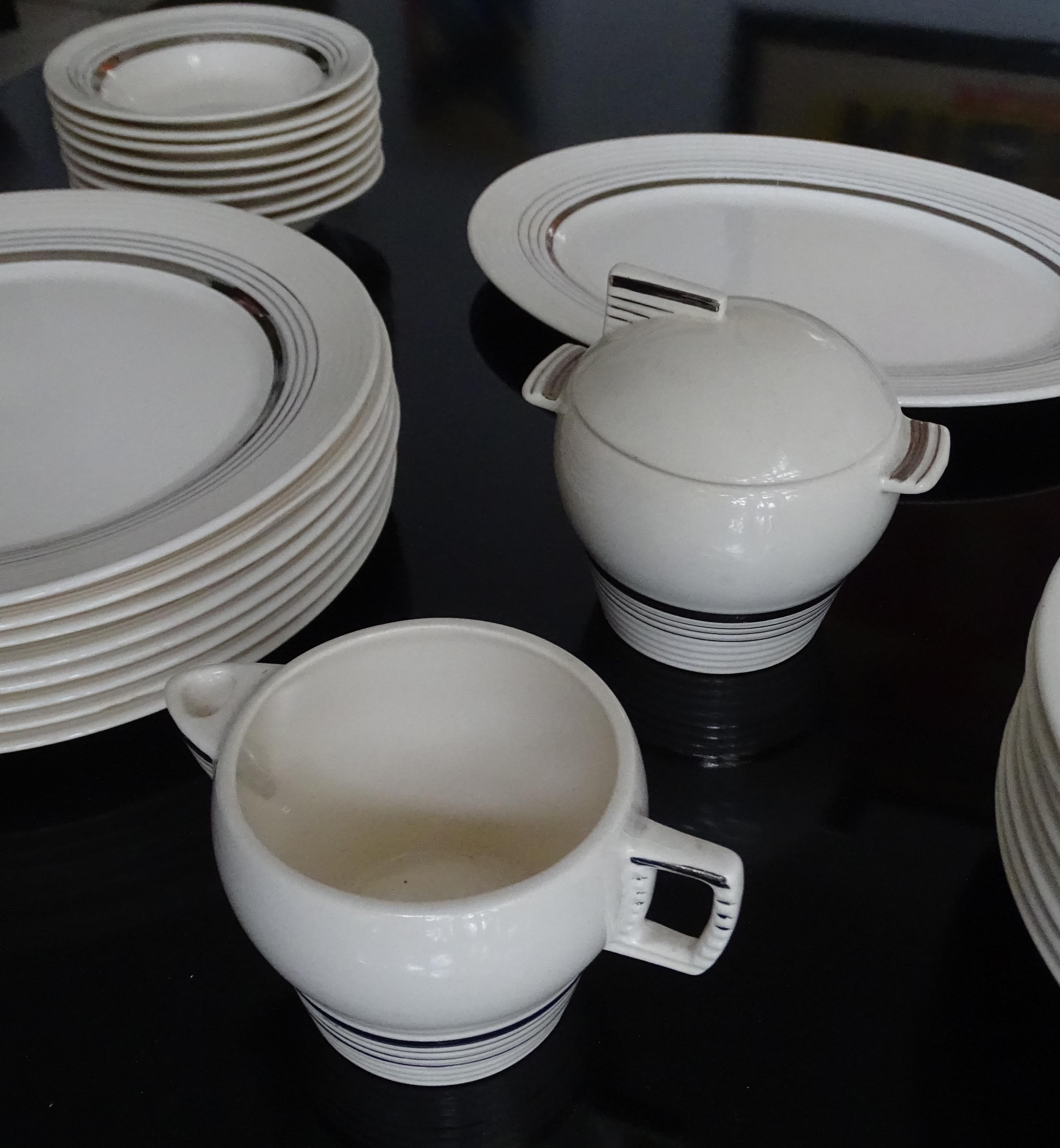 Art Deco American Limoges White Gold China Dinnerware Service Set, 1930s For Sale 4