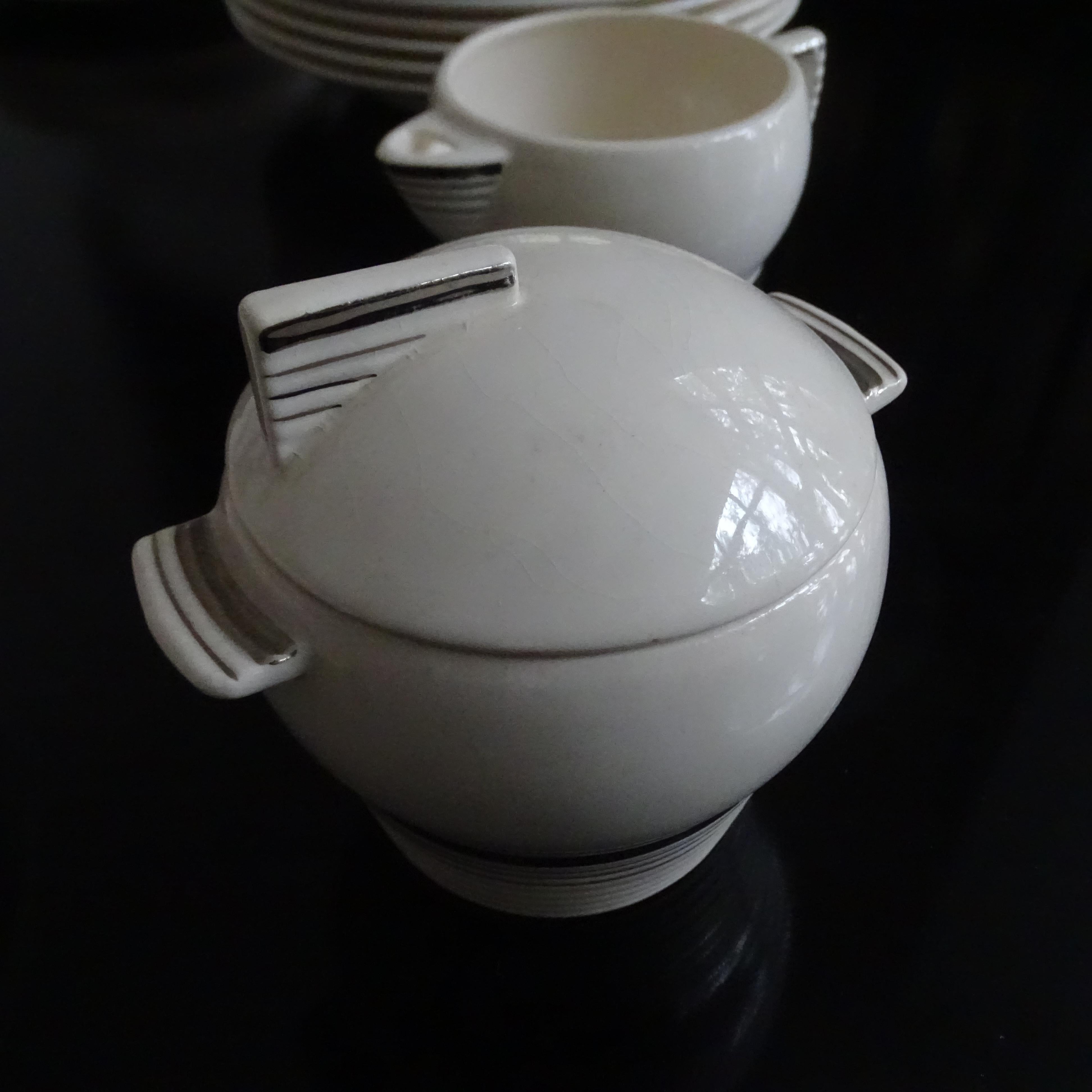 Art Deco American Limoges White Gold China Dinnerware Service Set, 1930s For Sale 7